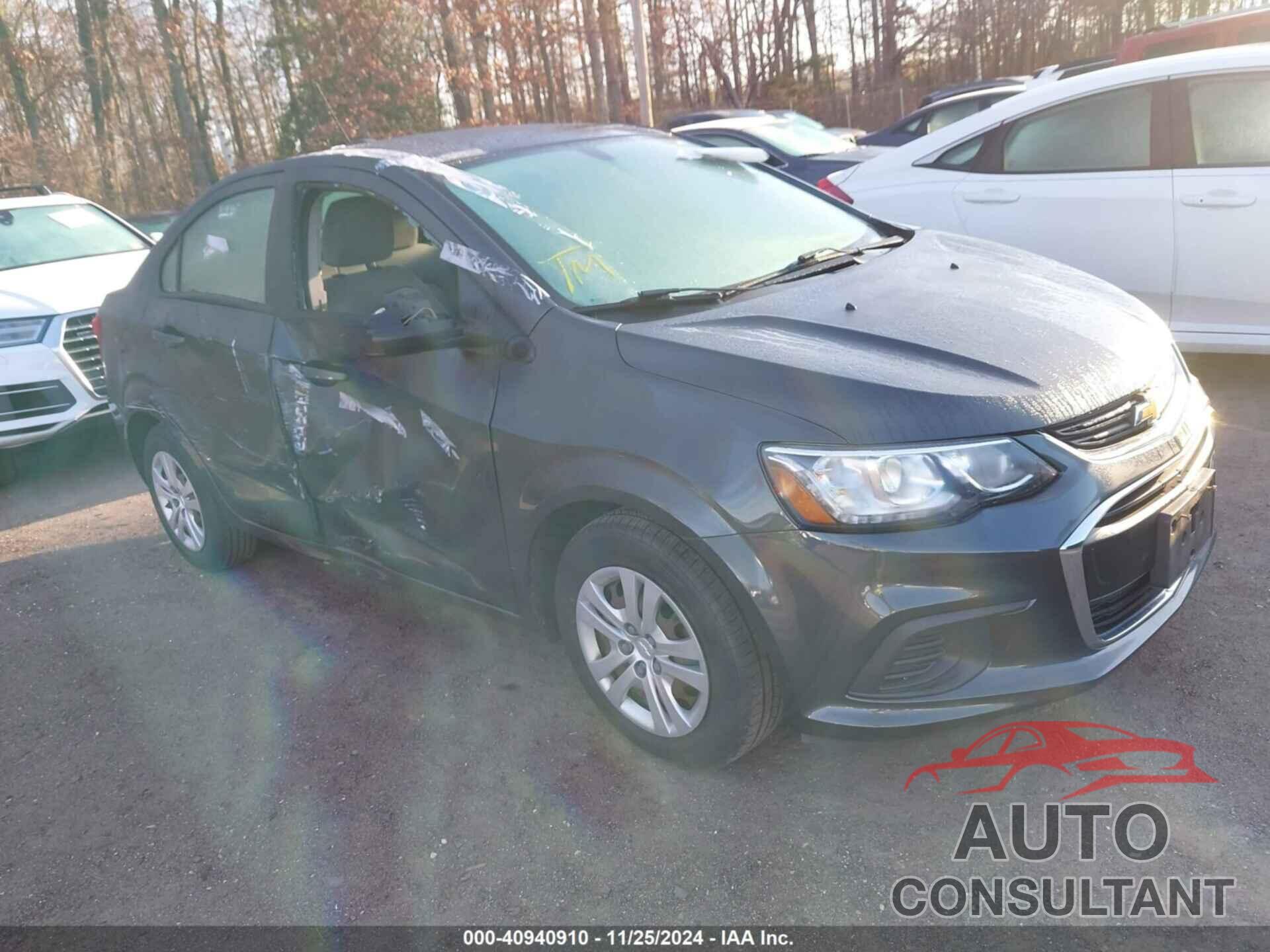 CHEVROLET SONIC 2017 - 1G1JB5SG6H4136409