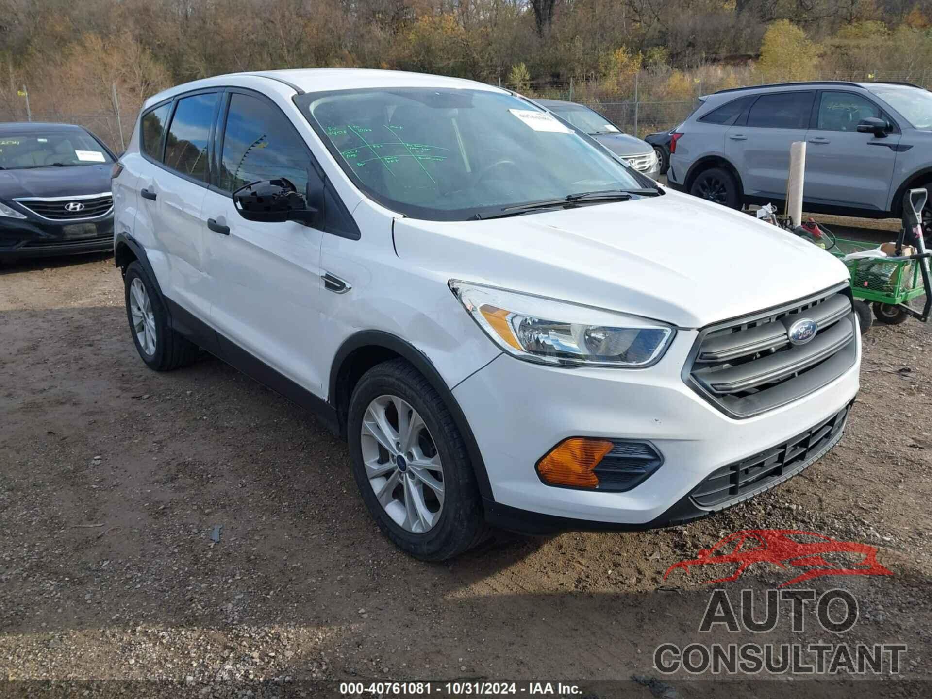 FORD ESCAPE 2017 - 1FMCU0F77HUA75591