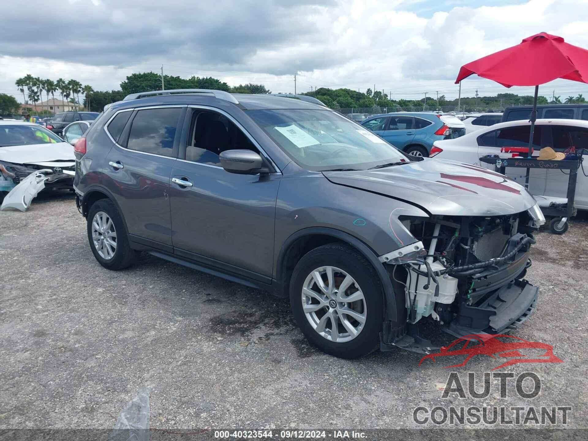 NISSAN ROGUE 2017 - 5N1AT2MT3HC819604