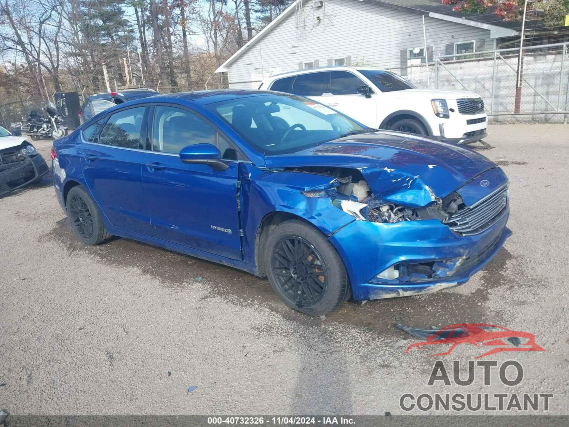 FORD FUSION HYBRID 2017 - 3FA6P0LU1HR250918