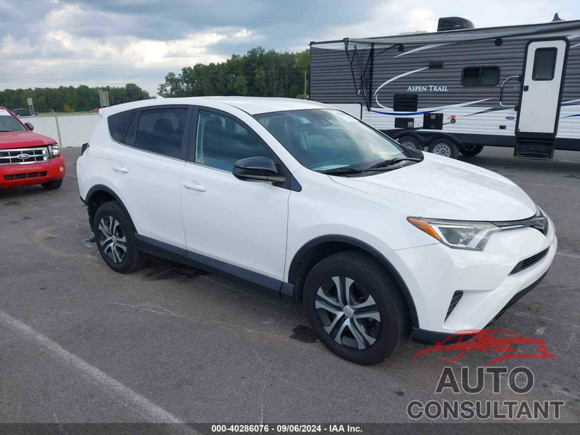 TOYOTA RAV4 2018 - 2T3ZFREV4JW468390