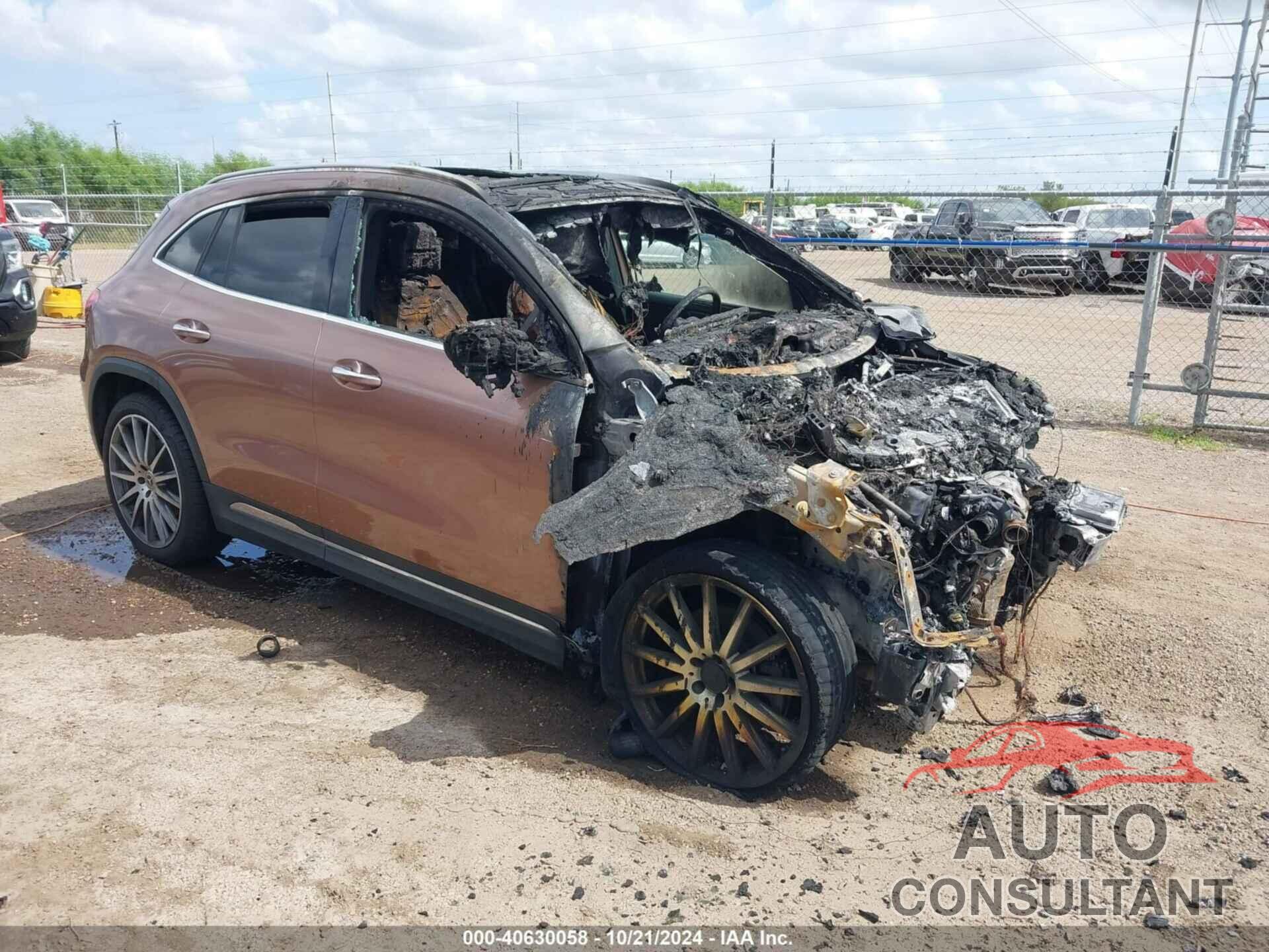 MERCEDES-BENZ GLA 250 2023 - W1N4N4GB8PJ454317