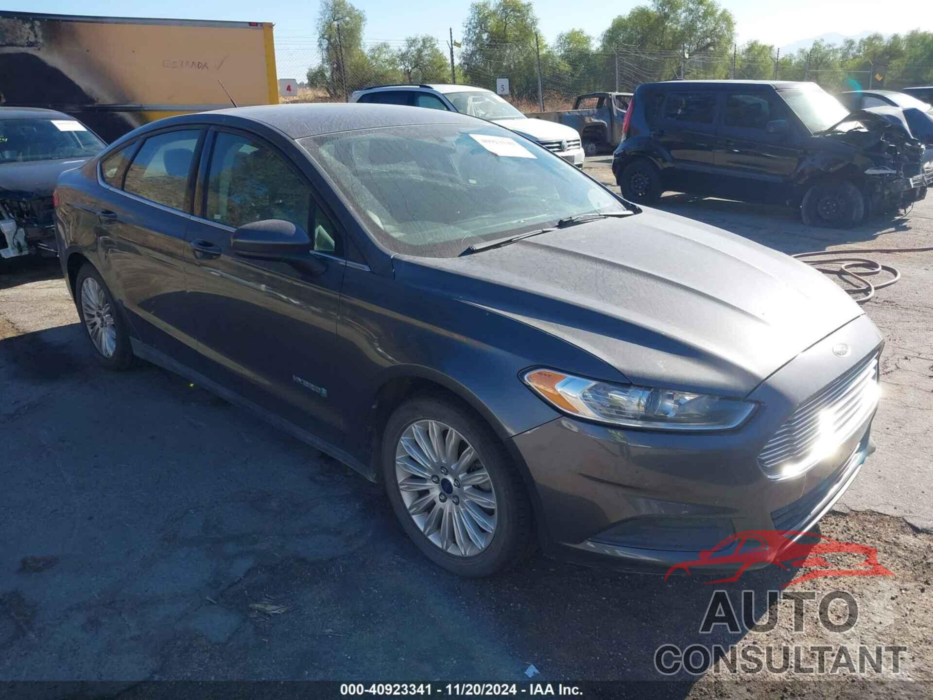 FORD FUSION HYBRID 2015 - 3FA6P0UU9FR160976