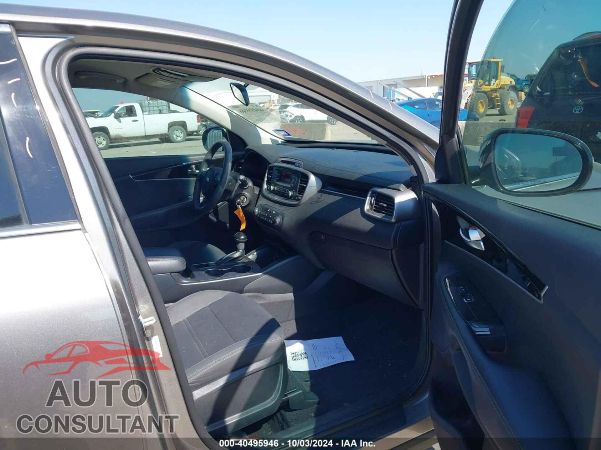 KIA SORENTO 2016 - 5XYPG4A32GG024072
