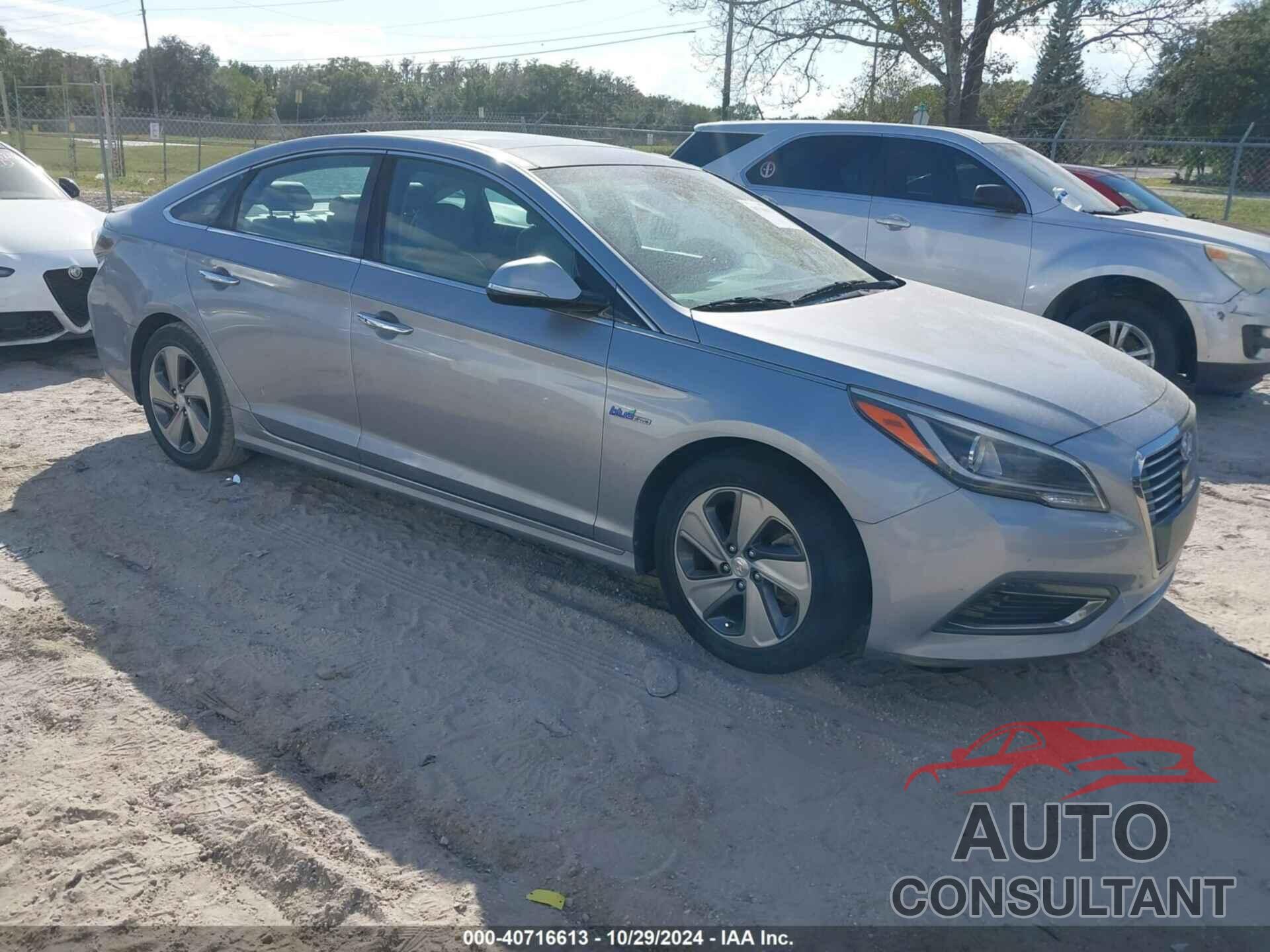 HYUNDAI SONATA HYBRID 2016 - KMHE34L17GA020724