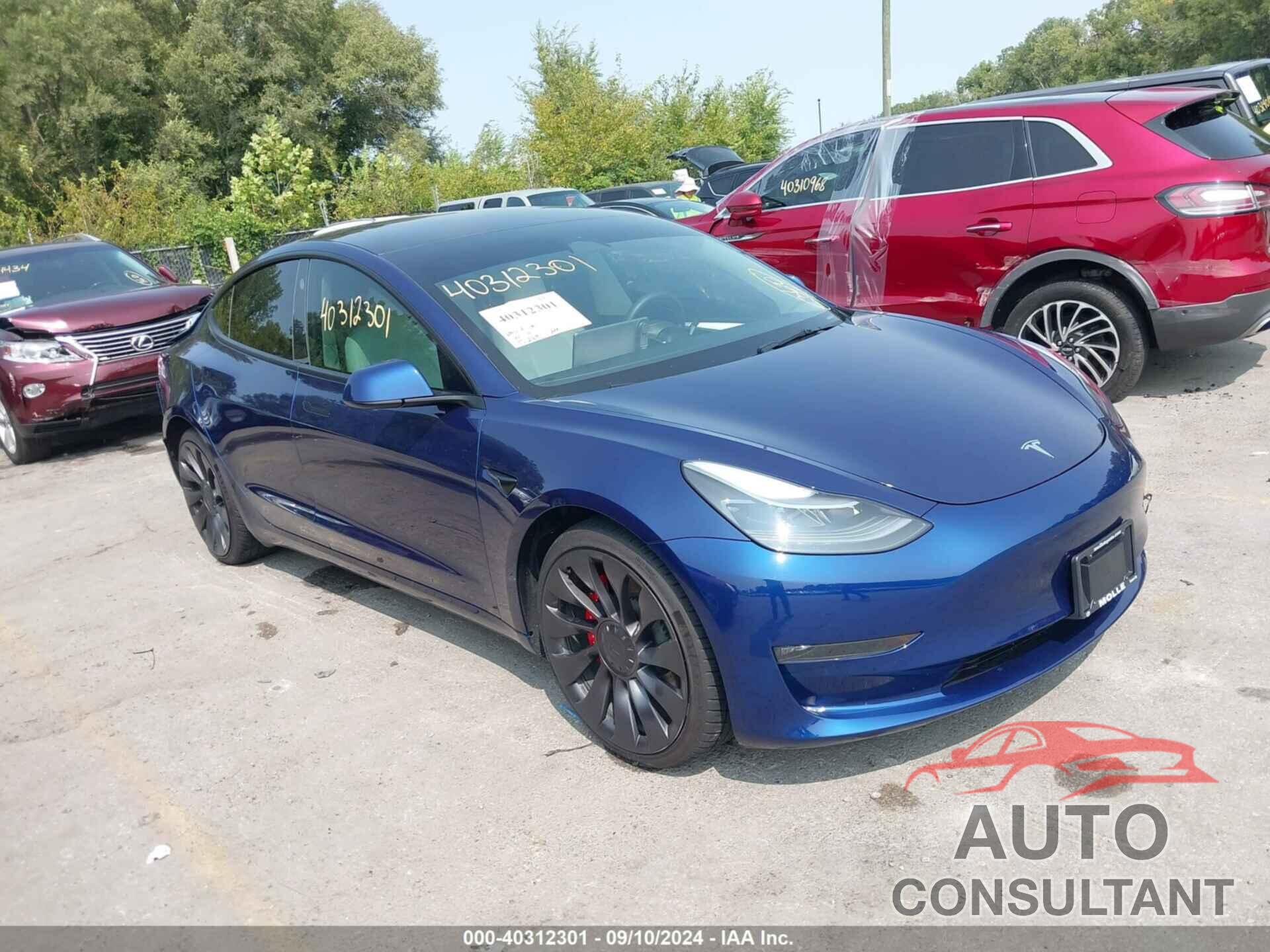 TESLA MODEL 3 2023 - 5YJ3E1ECXPF636928