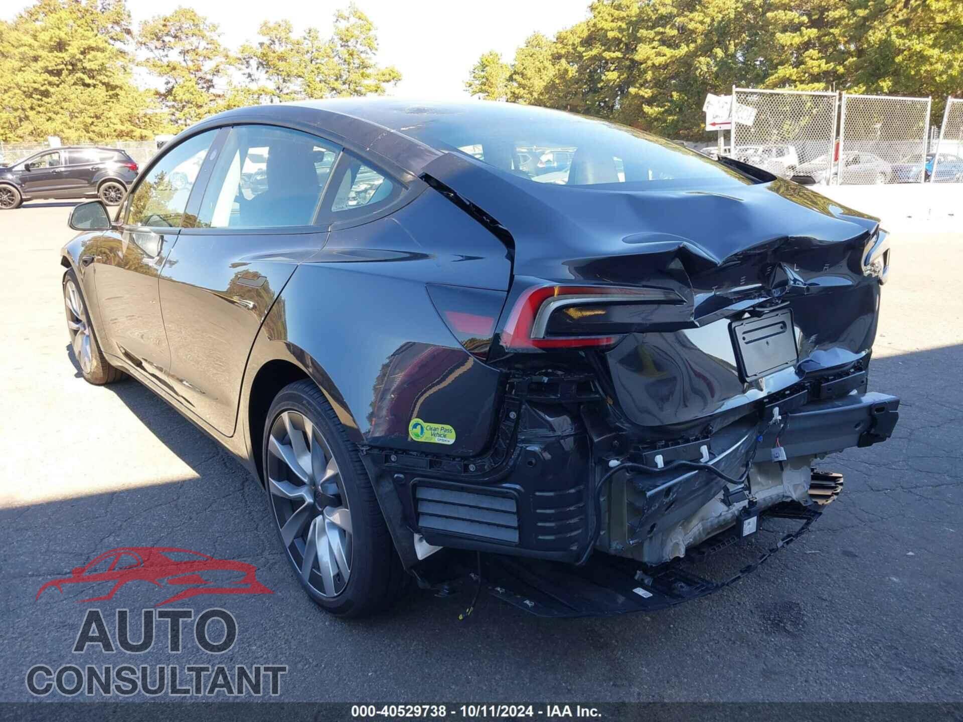 TESLA MODEL 3 2024 - 5YJ3E1EA1RF751516
