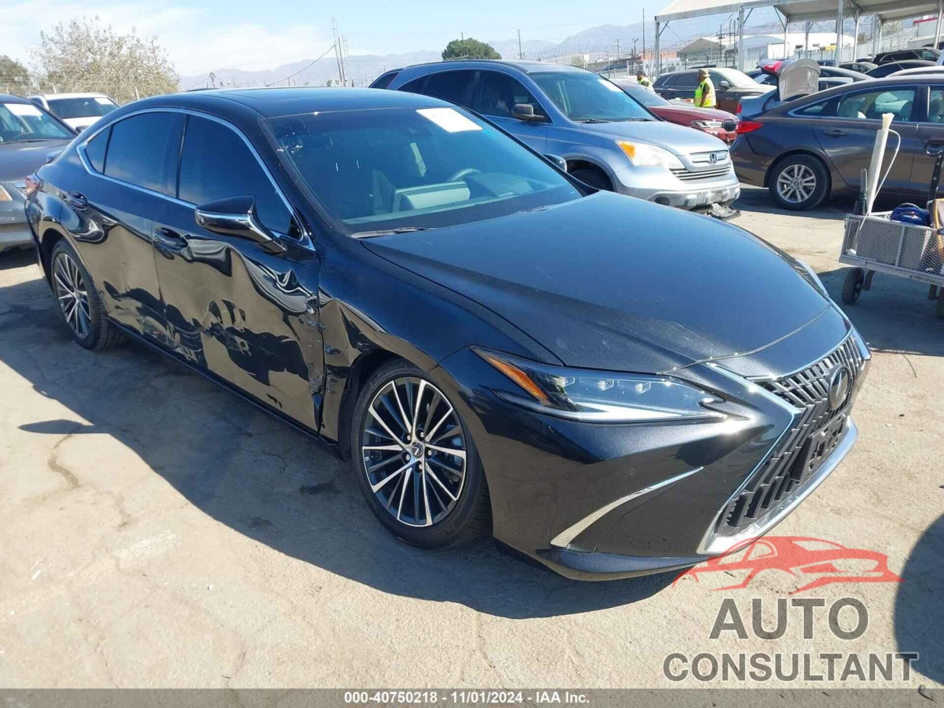 LEXUS ES 300H 2024 - 58ADA1C15RU053988