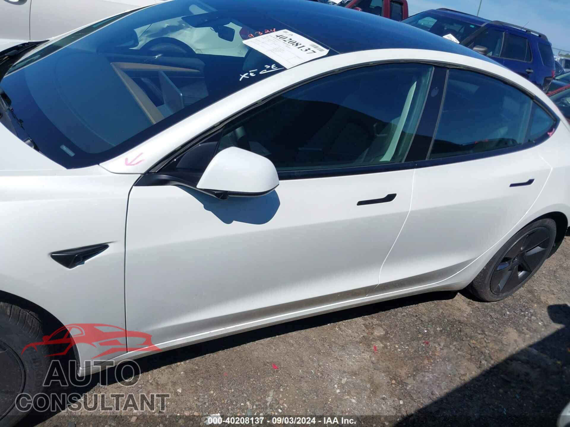 TESLA MODEL 3 2023 - 5YJ3E1EAXPF561081