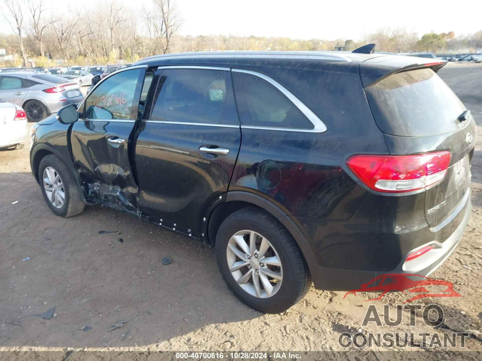 KIA SORENTO 2017 - 5XYPGDA35HG237485
