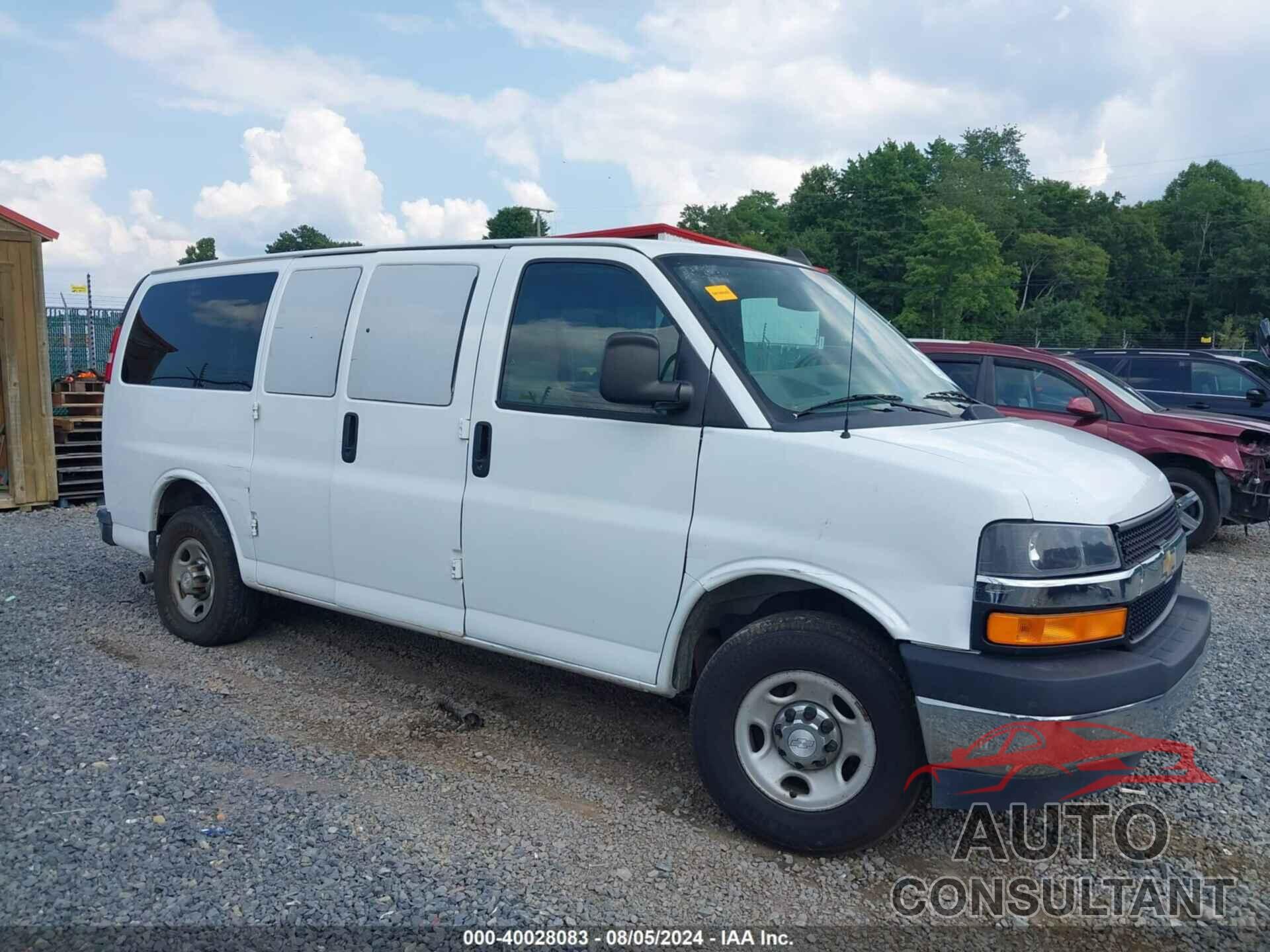 CHEVROLET EXPRESS 2500 2017 - 1GAWGFFG0H1130646