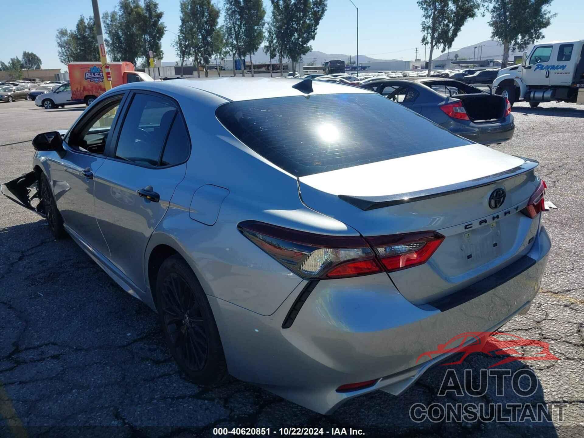 TOYOTA CAMRY 2022 - 4T1G11AK3NU057712