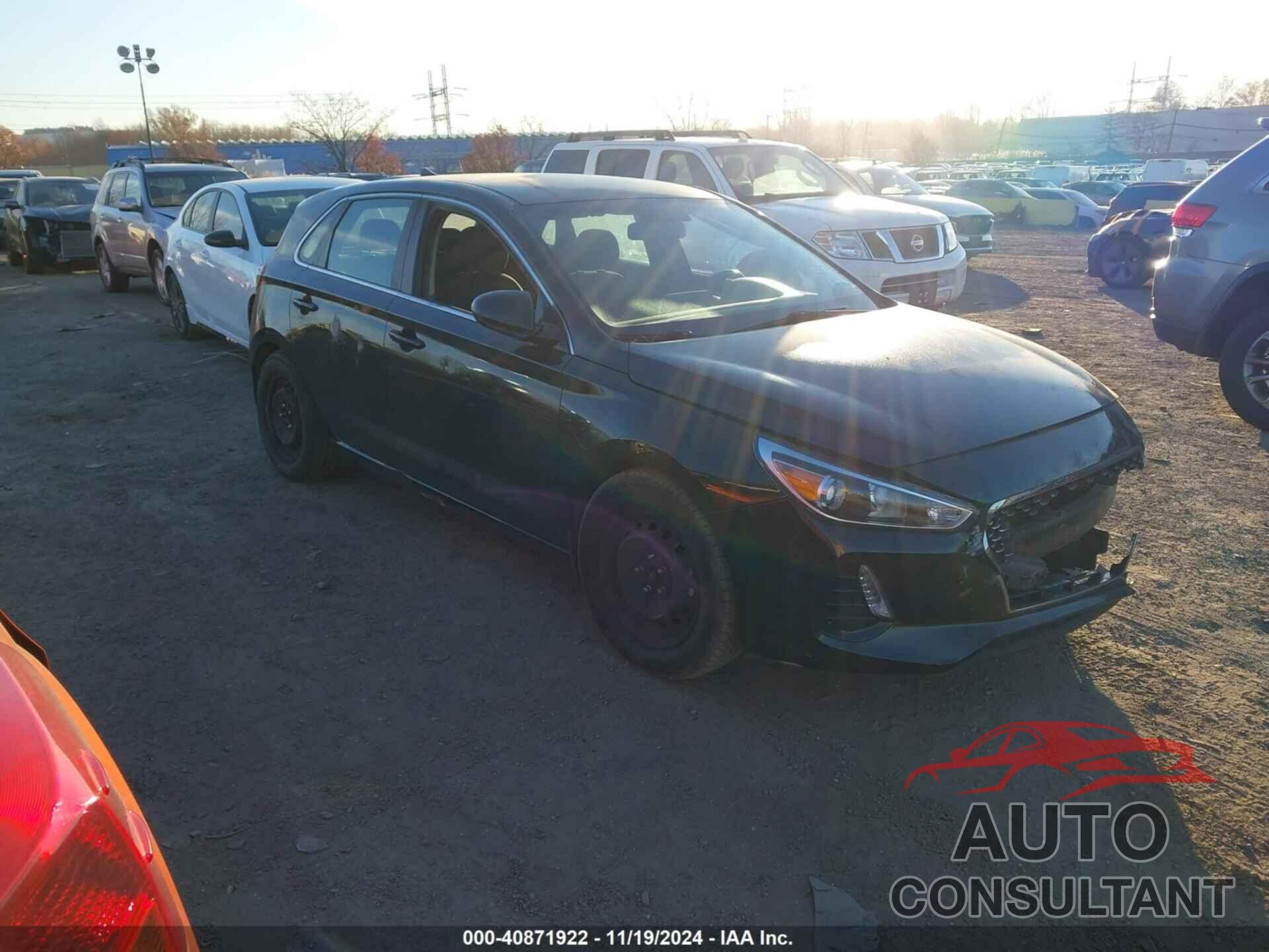 HYUNDAI ELANTRA GT 2018 - KMHH35LE5JU013119