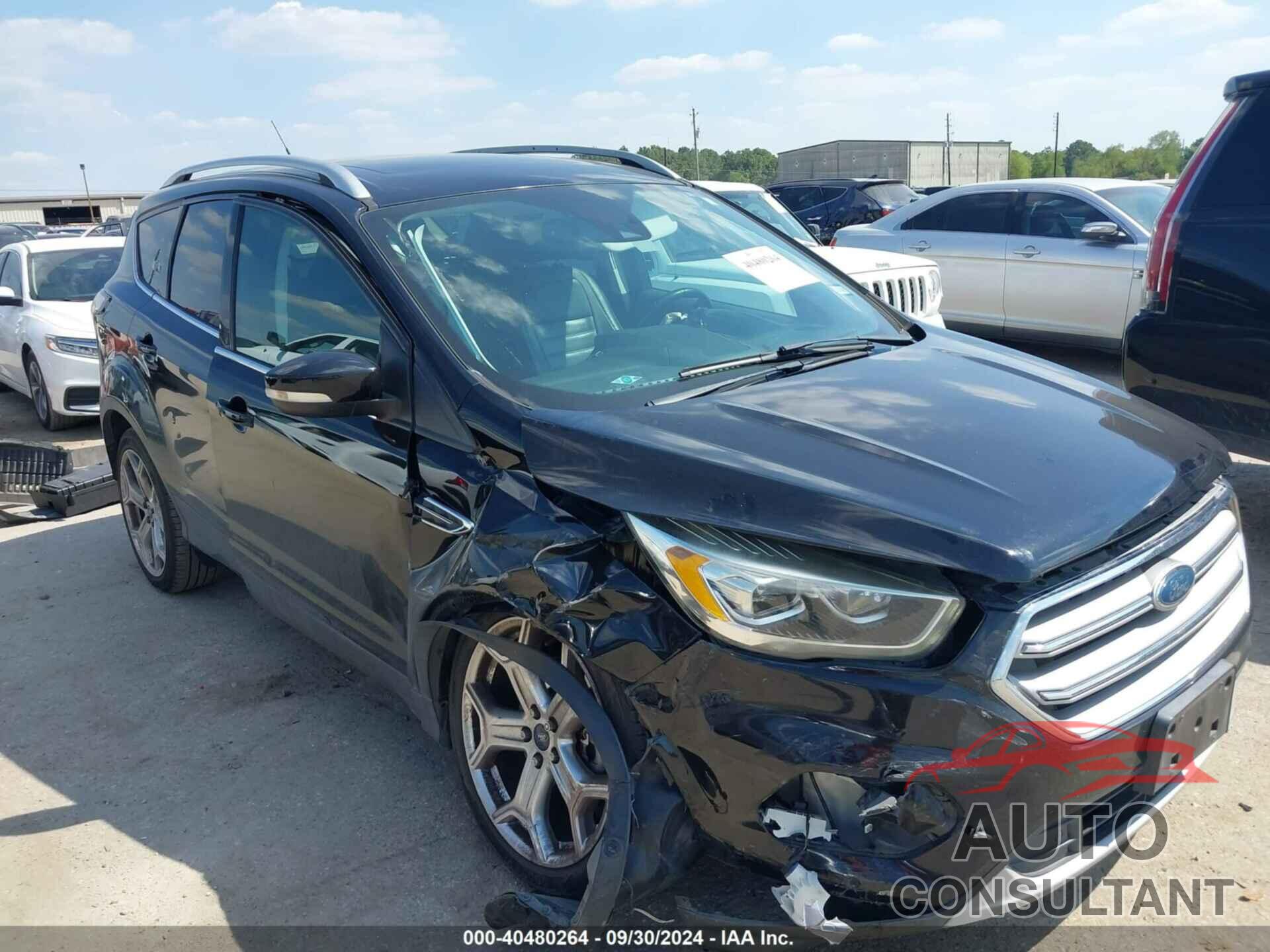 FORD ESCAPE 2017 - 1FMCU0J95HUC78133