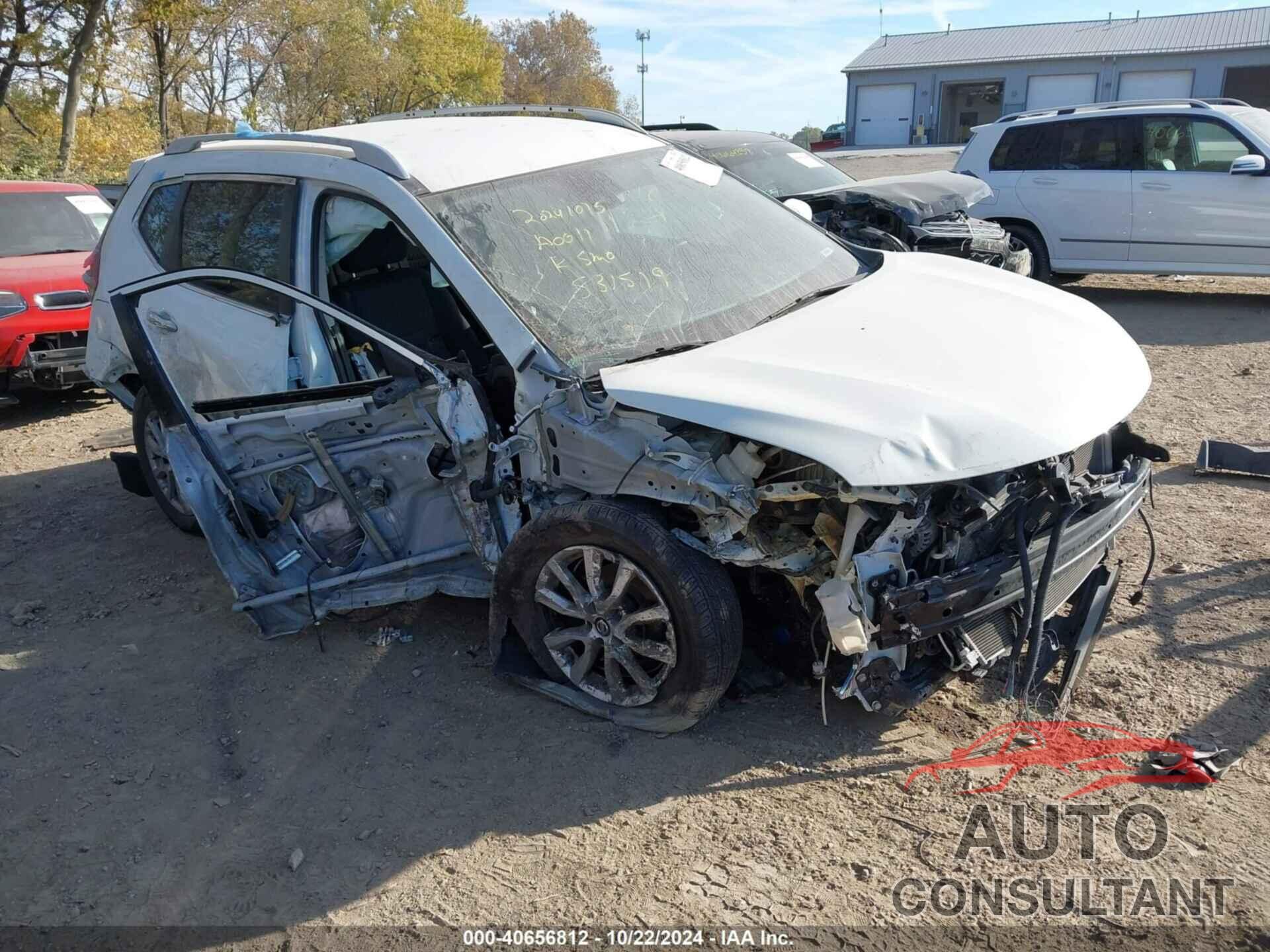 NISSAN ROGUE 2019 - KNMAT2MT1KP531519