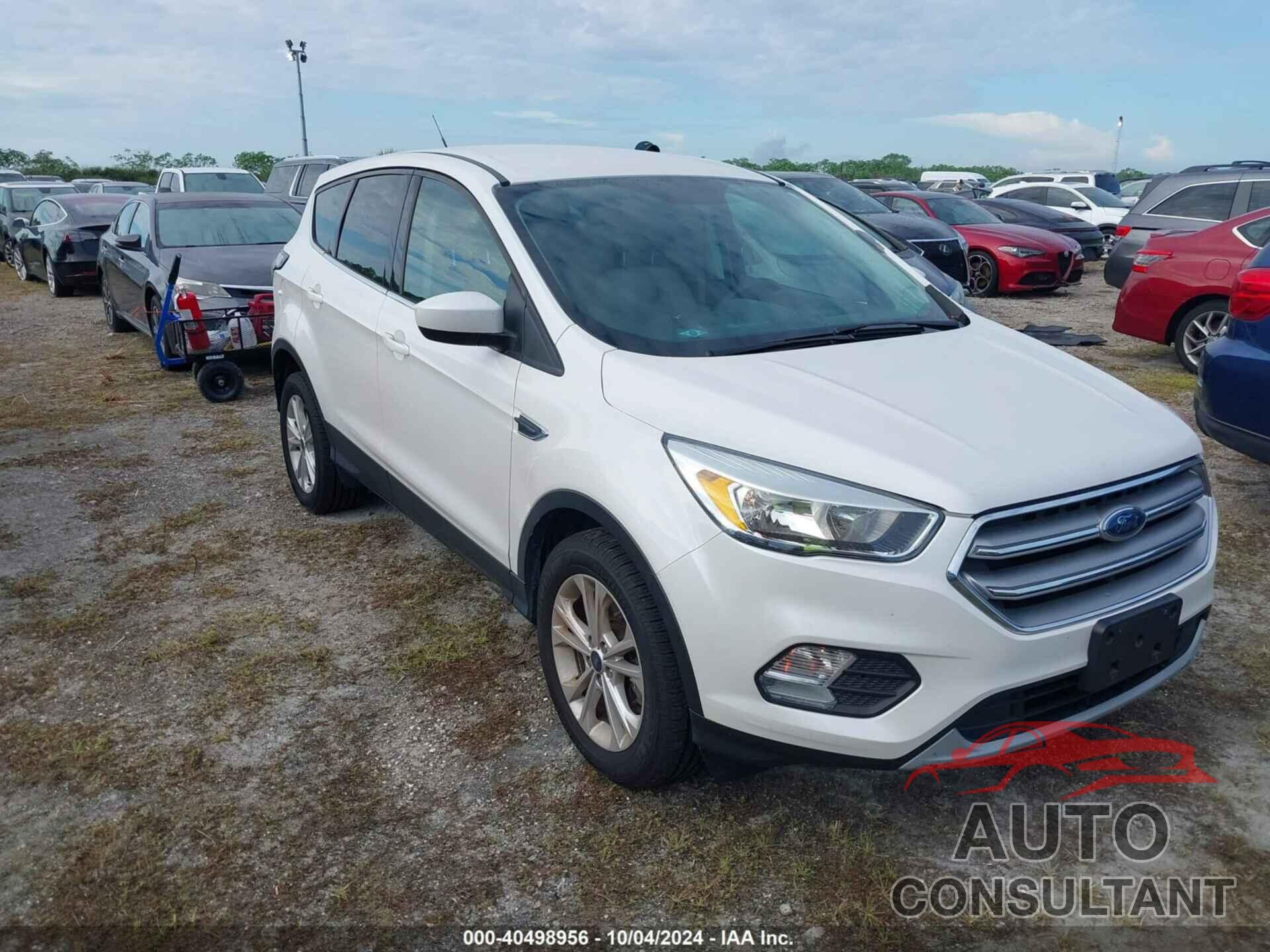 FORD ESCAPE 2017 - 1FMCU9GDXHUC91931