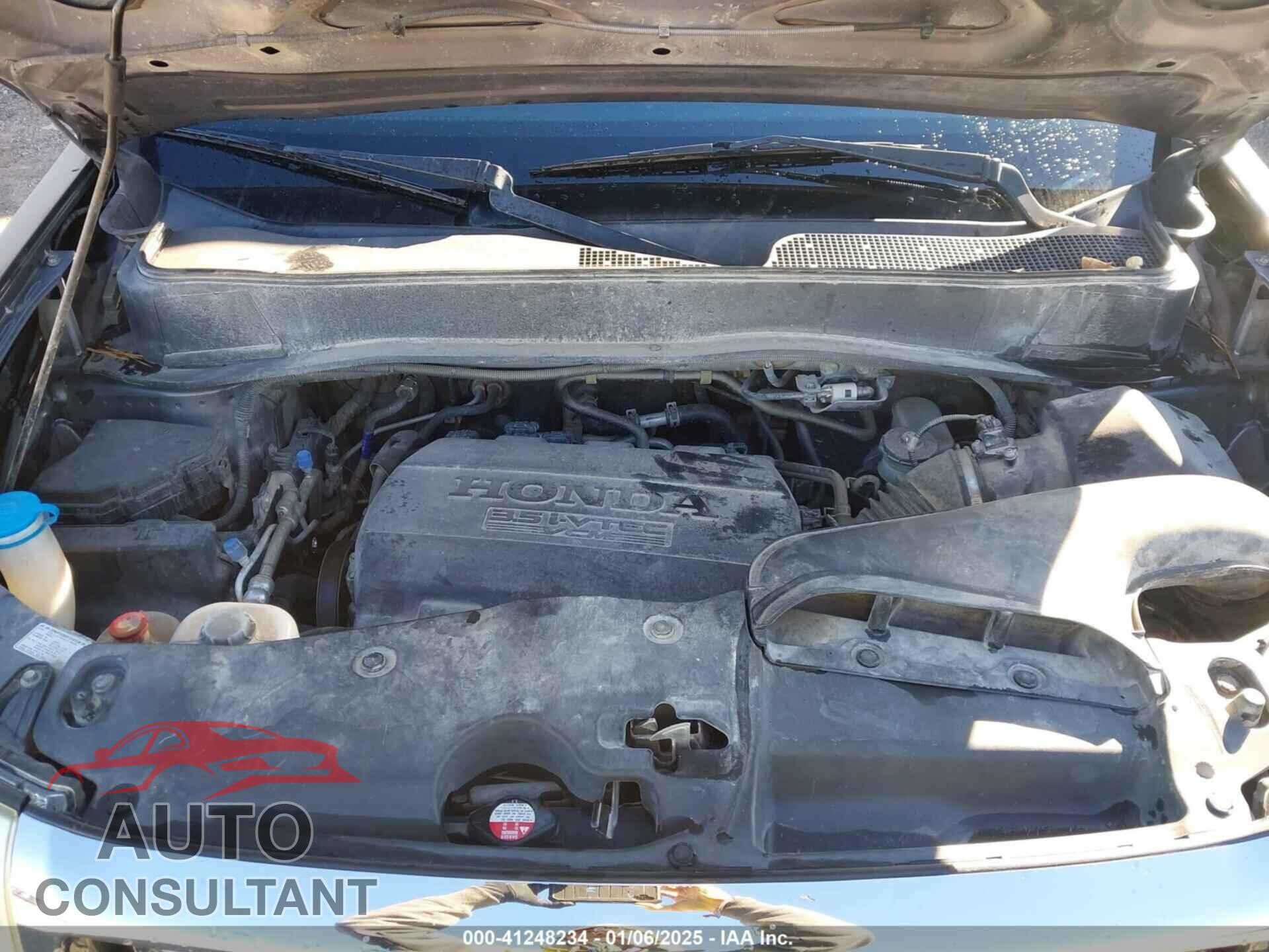 HONDA PILOT 2015 - 5FNYF4H57FB063115