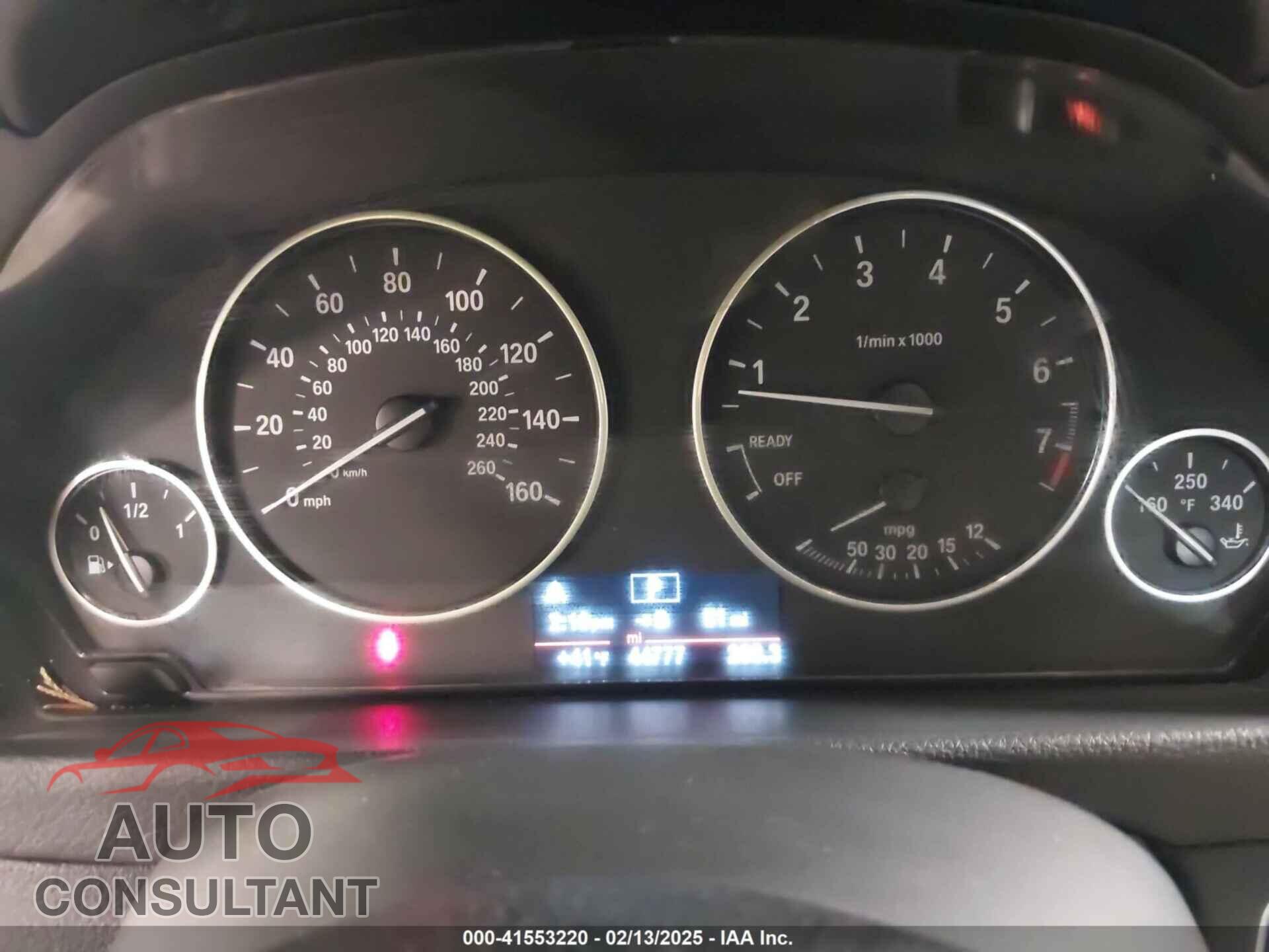 BMW 320I 2016 - WBA8E5G5XGNU20717