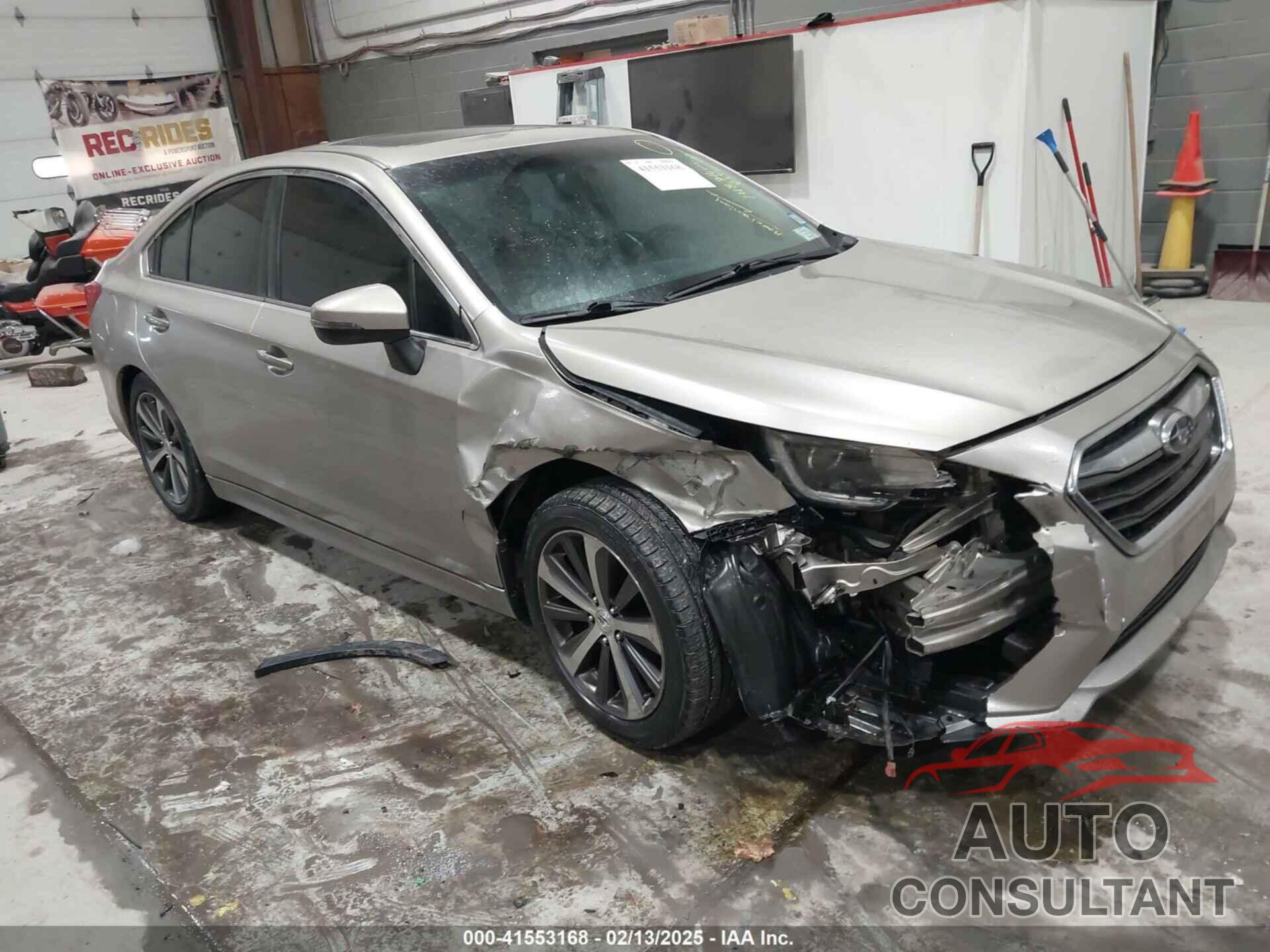 SUBARU LEGACY 2018 - 4S3BNAK67J3003558