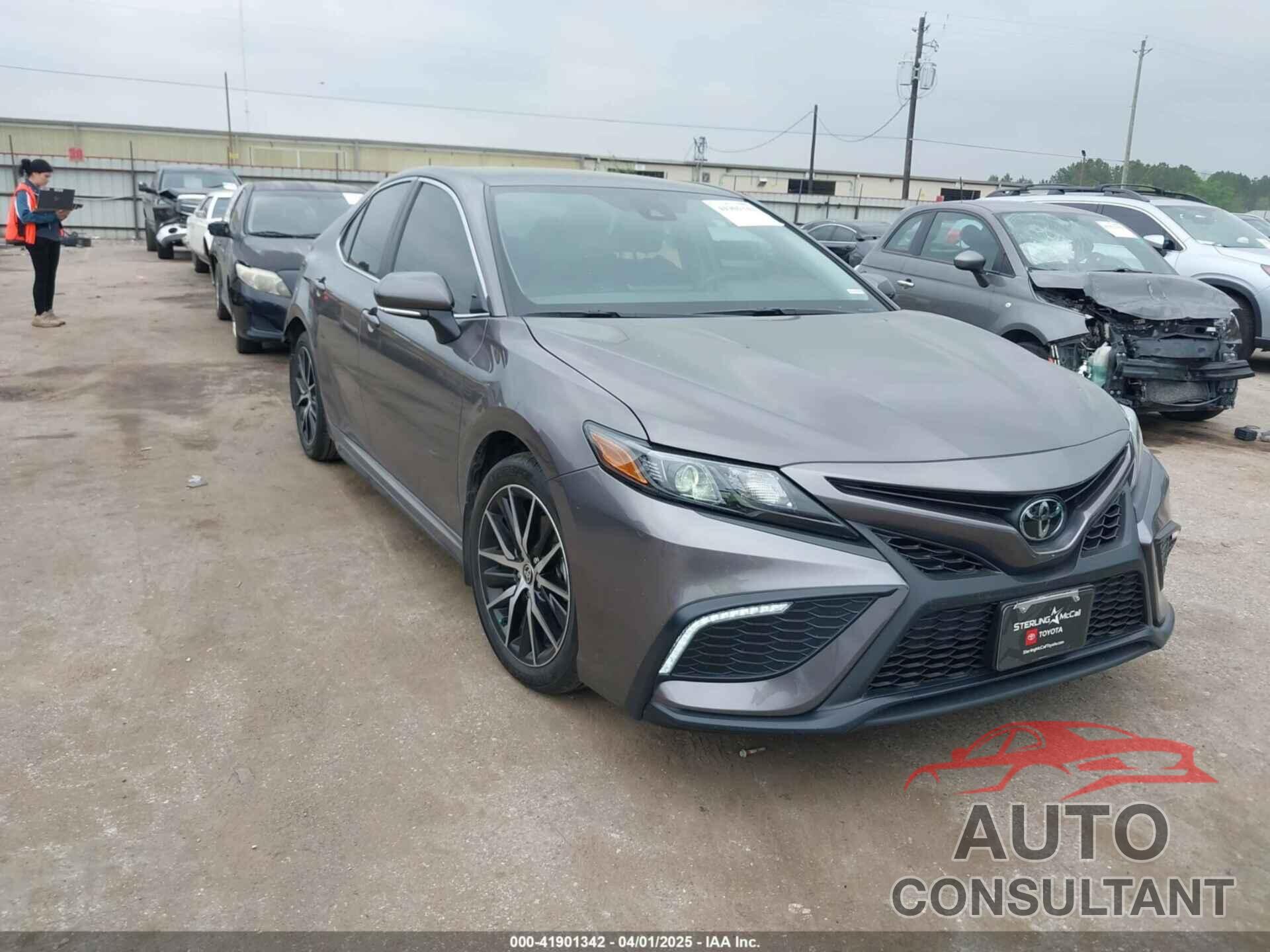 TOYOTA CAMRY 2023 - 4T1G11AK2PU835050