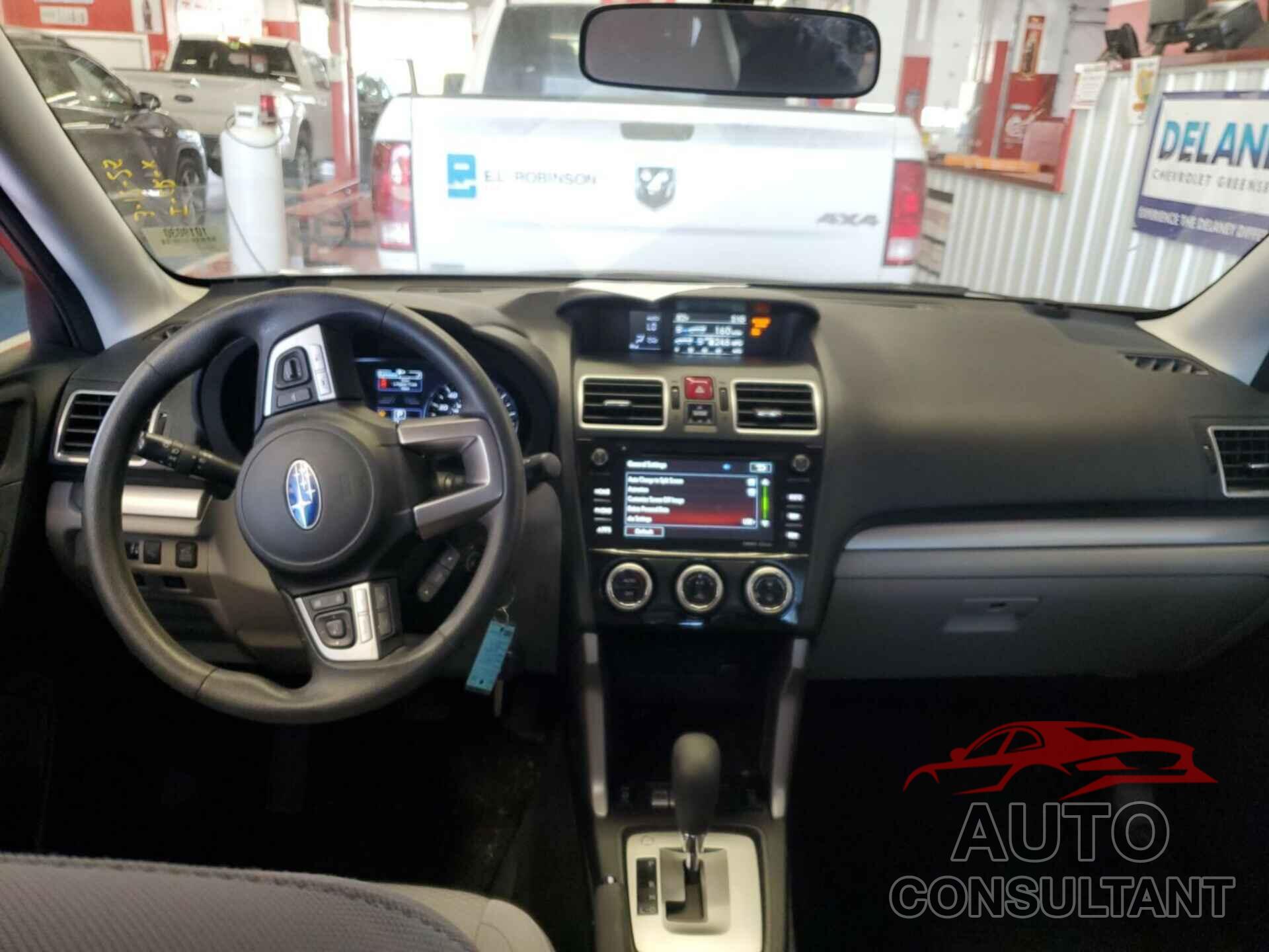 SUBARU FORESTER 2018 - JF2SJAGC4JH479507