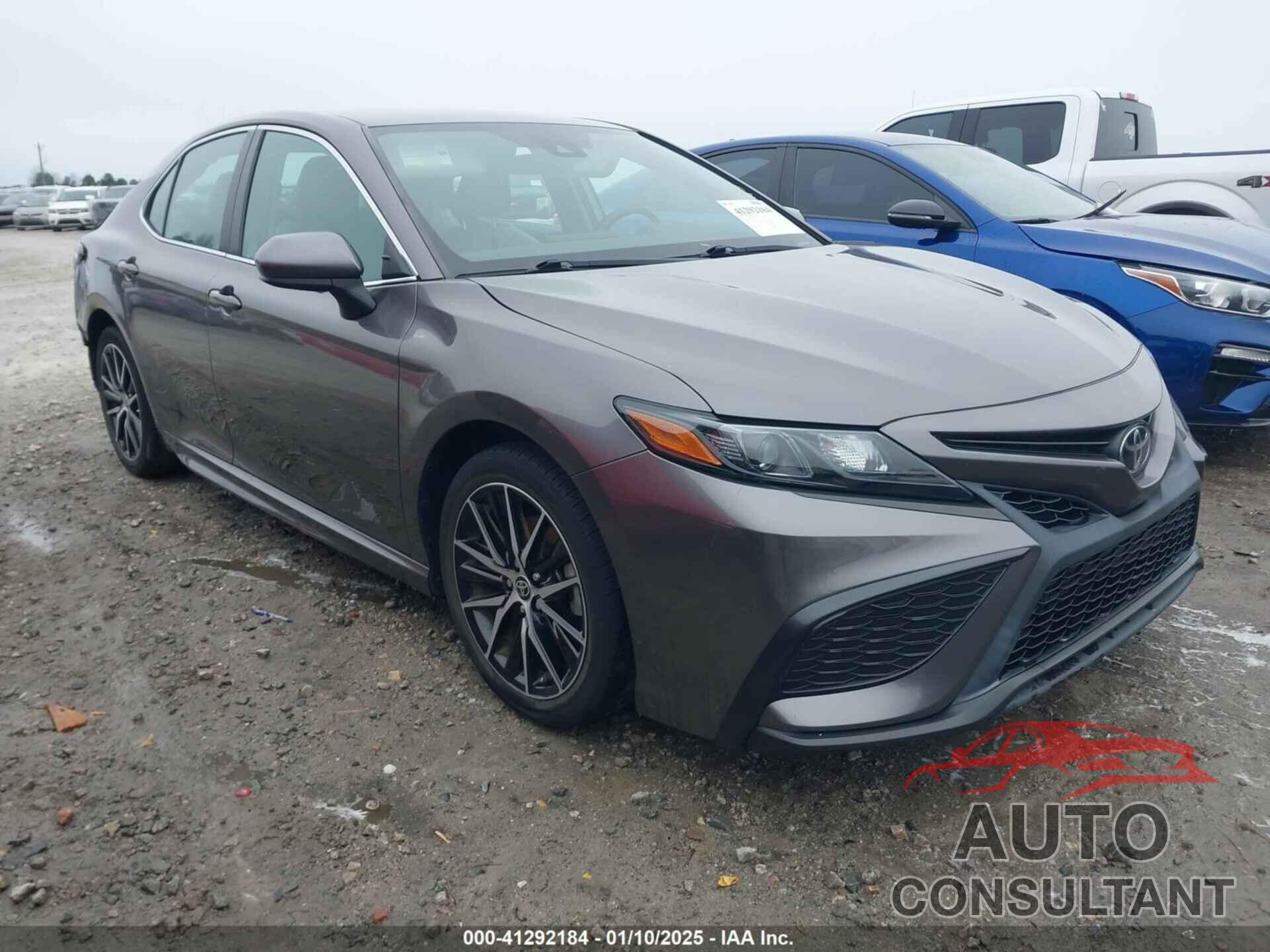 TOYOTA CAMRY 2021 - 4T1G11AKXMU614856