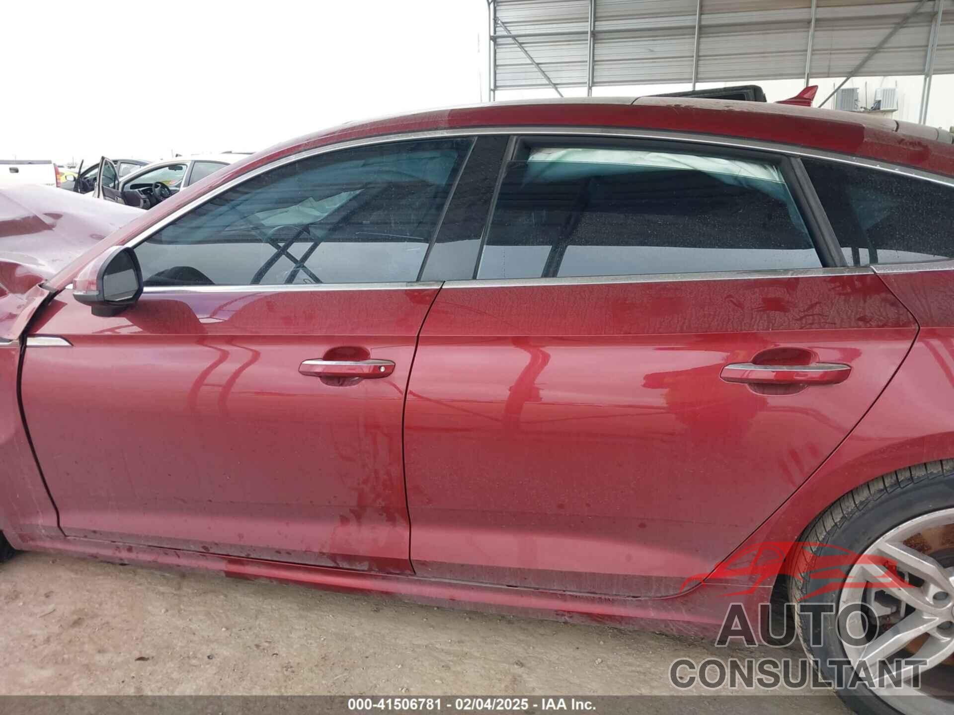 AUDI A5 2019 - WAUANCF5XKA049100