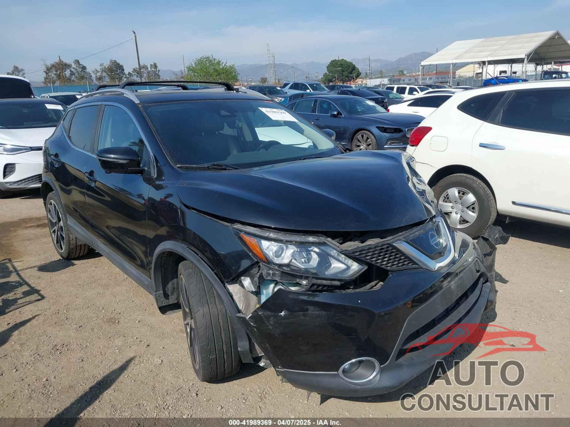 NISSAN ROGUE SPORT 2017 - JN1BJ1CP8HW026121