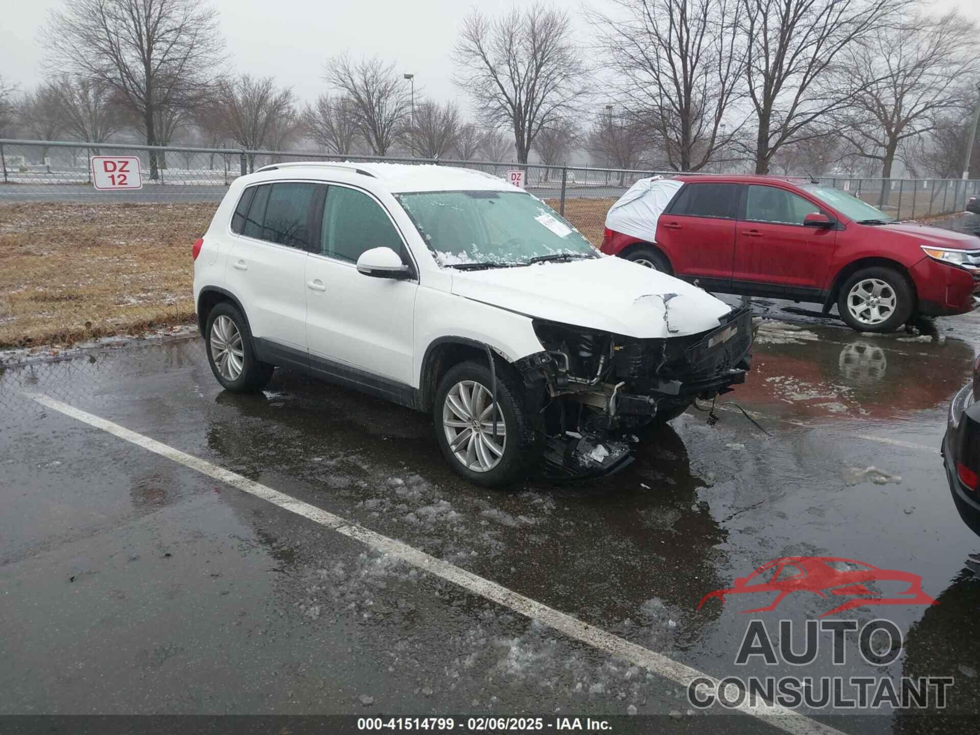 VOLKSWAGEN TIGUAN 2012 - WVGAV7AX3CW515226