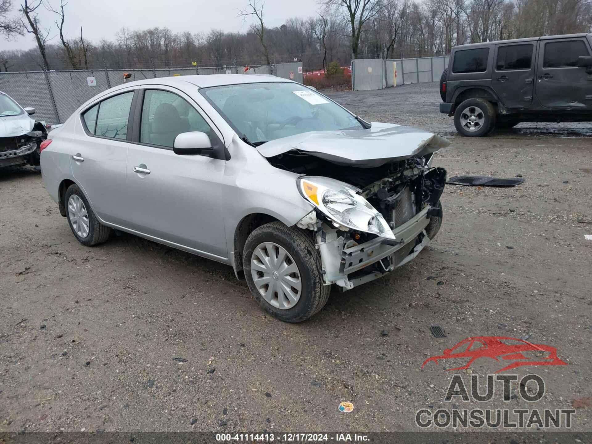 NISSAN VERSA 2013 - 3N1CN7AP8DL887748