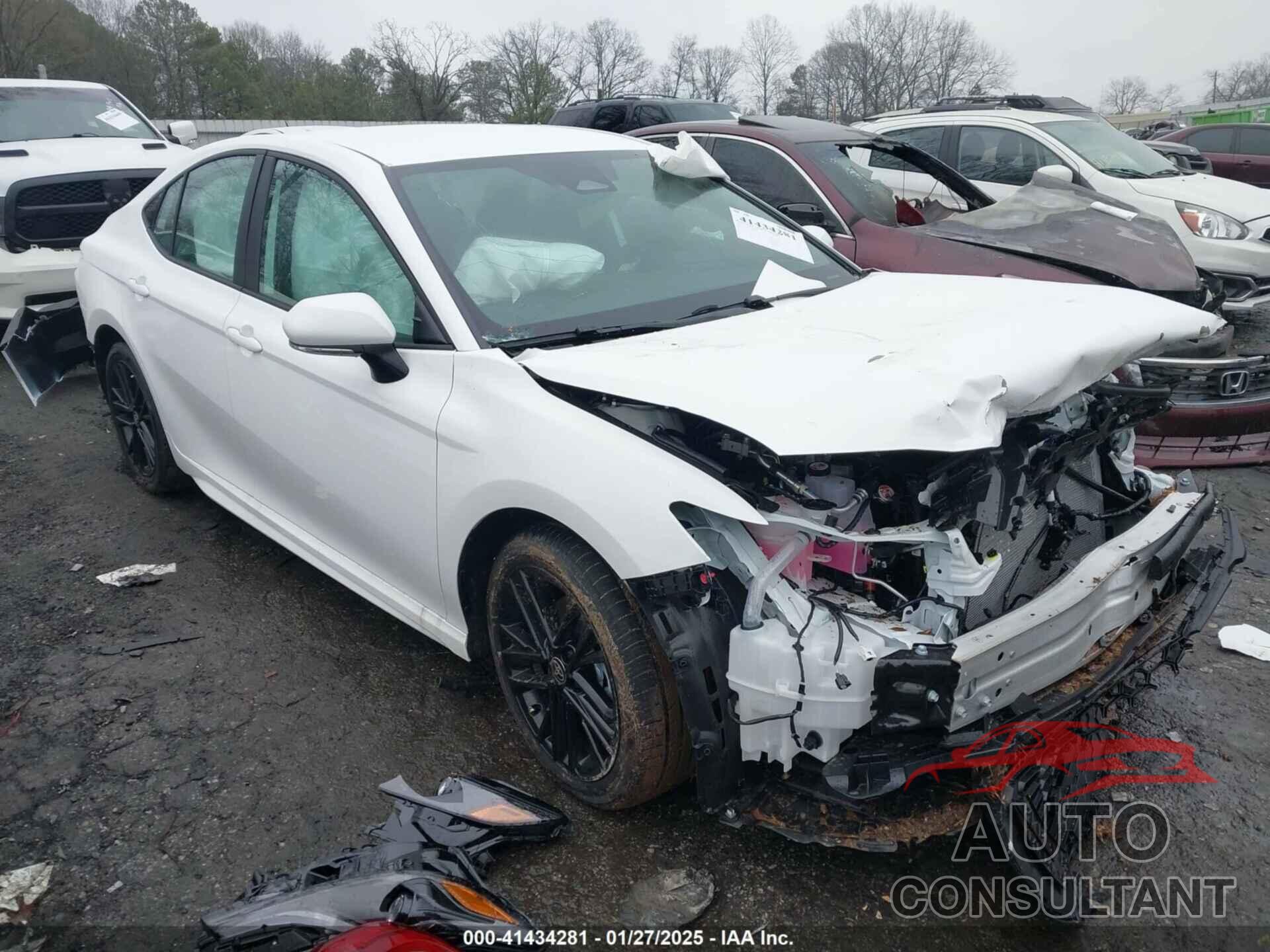 TOYOTA CAMRY 2025 - 4T1DAACK1SU080904