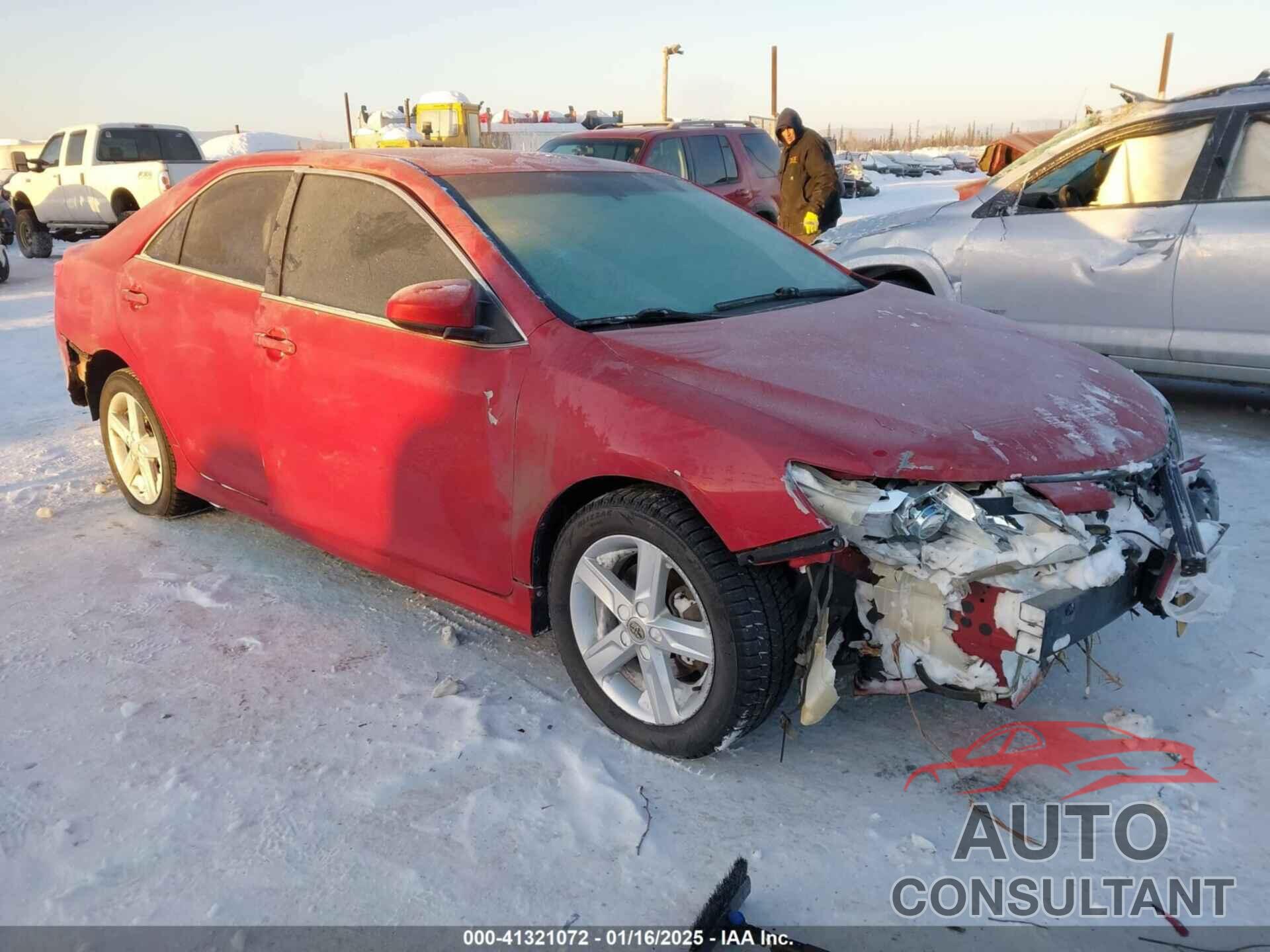 TOYOTA CAMRY 2013 - 4T1BF1FK4DU647257