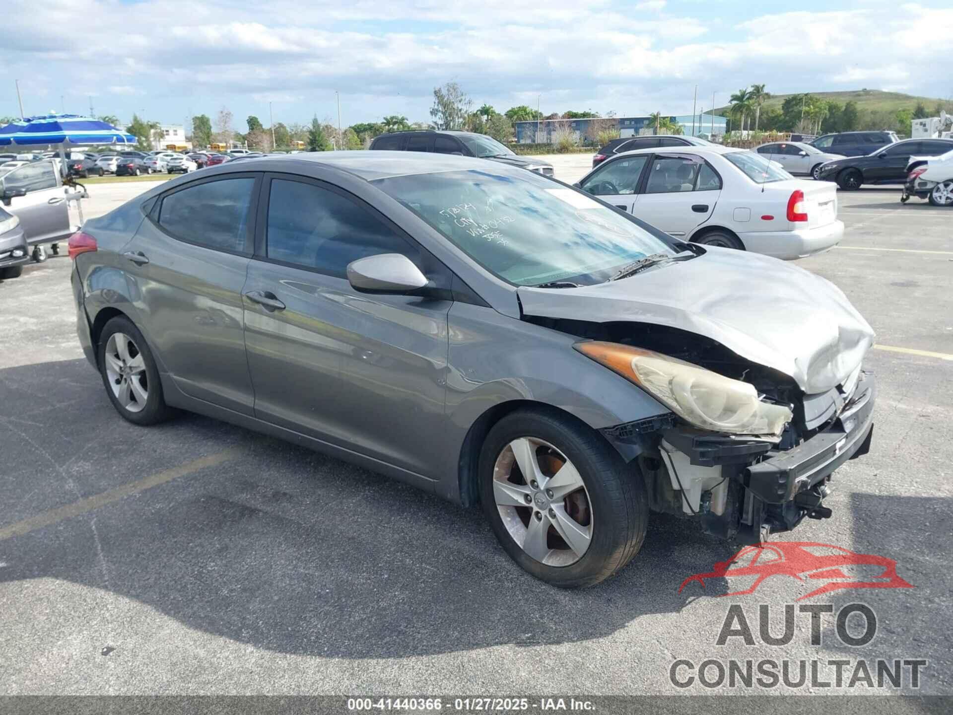 HYUNDAI ELANTRA 2013 - 5NPDH4AE1DH360432