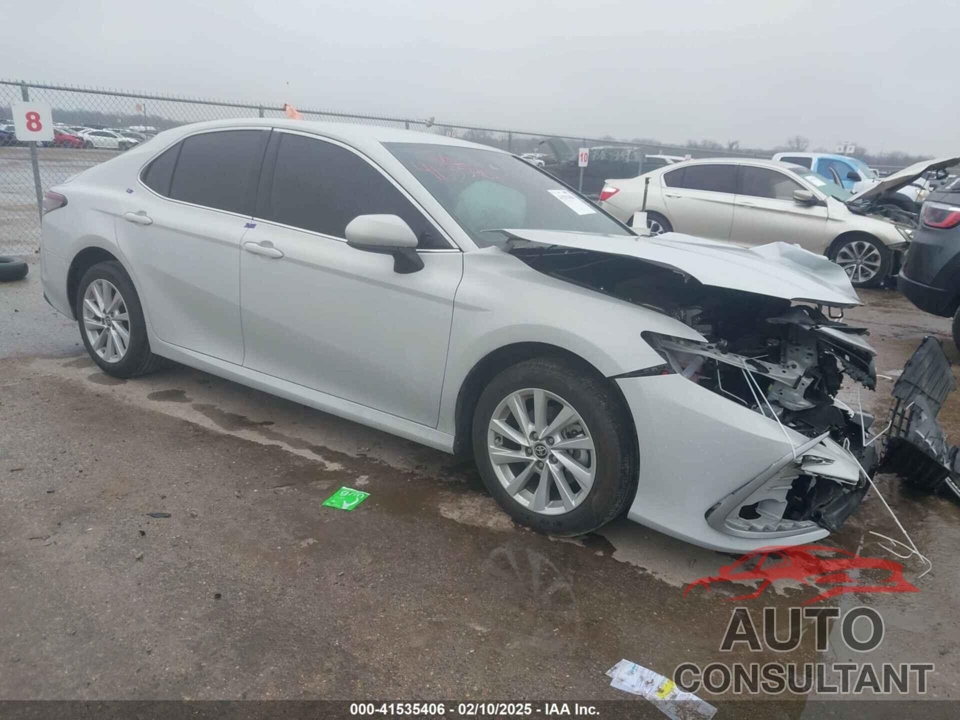 TOYOTA CAMRY 2024 - 4T1C11AK4RU196624