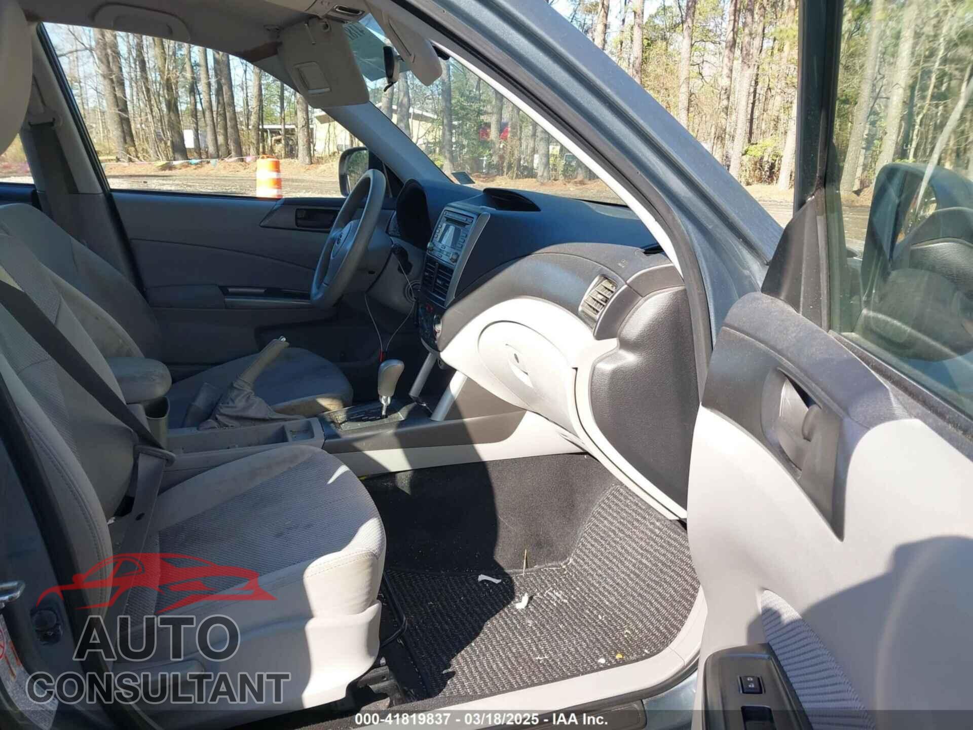 SUBARU FORESTER 2011 - JF2SHABC6BH701890