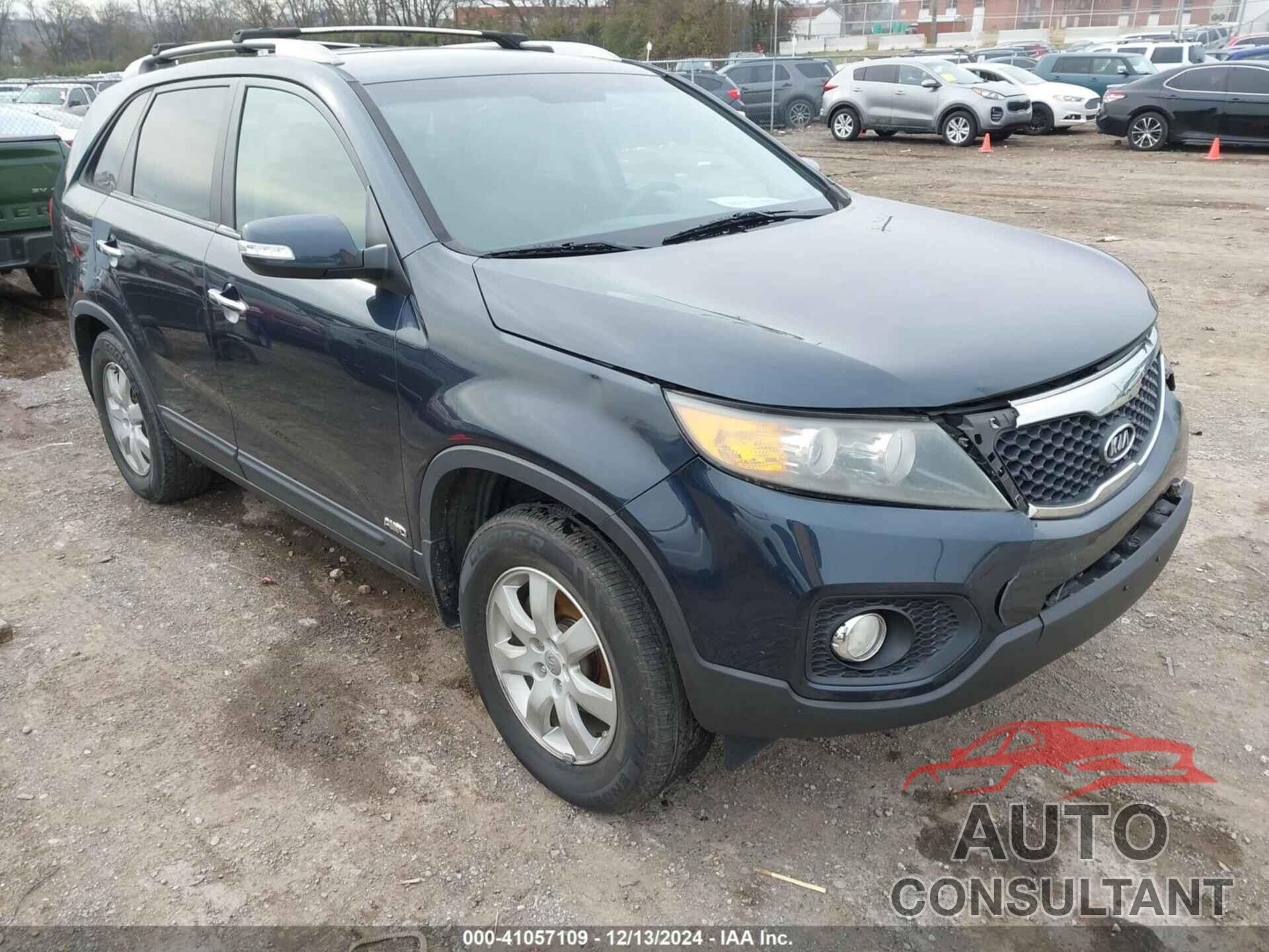 KIA SORENTO 2013 - 5XYKTCA60DG356095