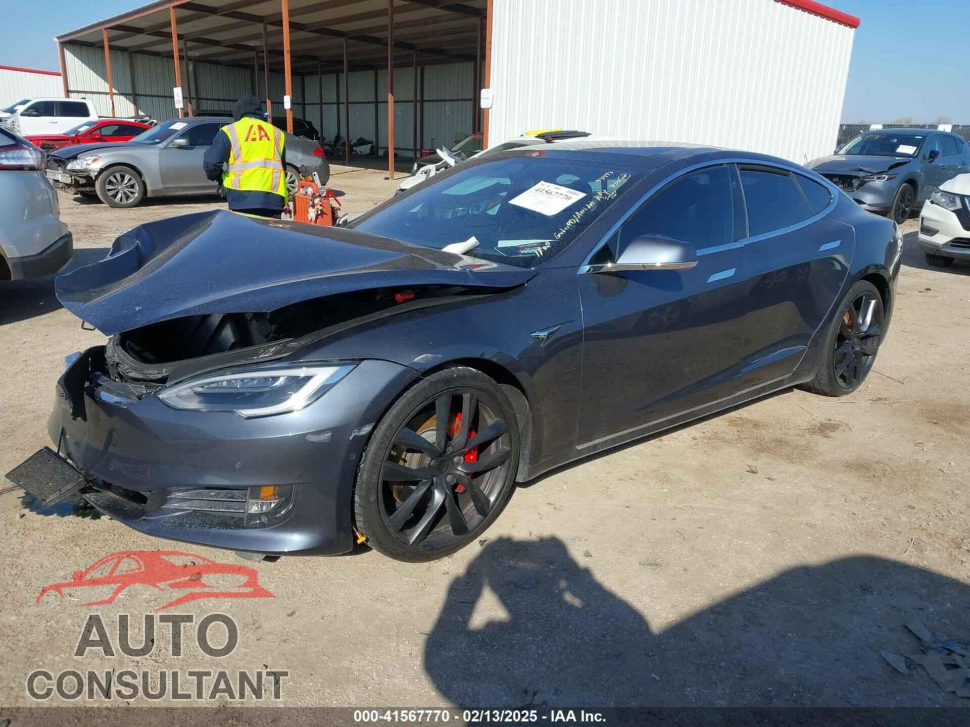 TESLA MODEL S 2018 - 5YJSA1E49JF294699