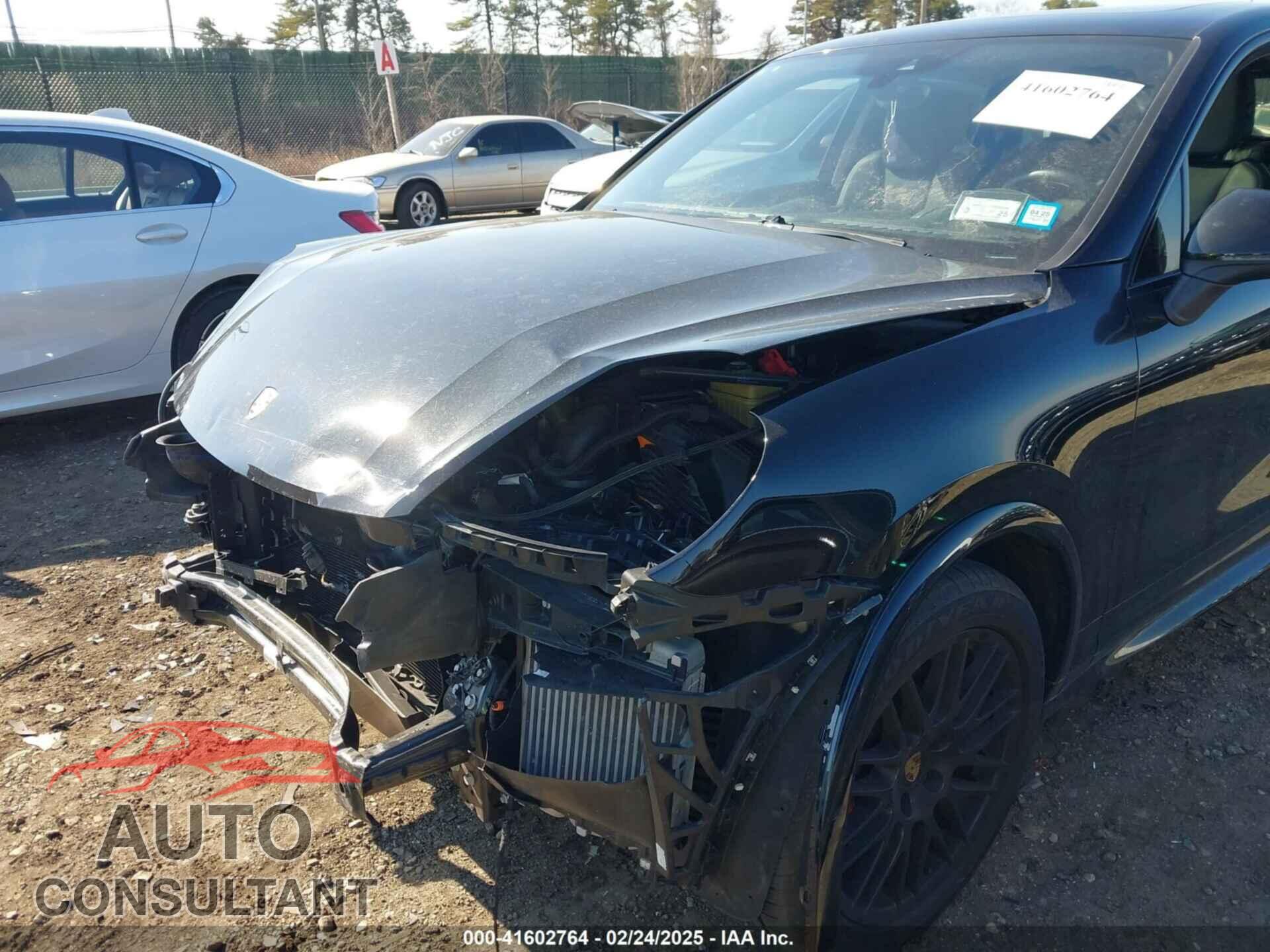 PORSCHE CAYENNE 2016 - WP1AD2A28GLA72477