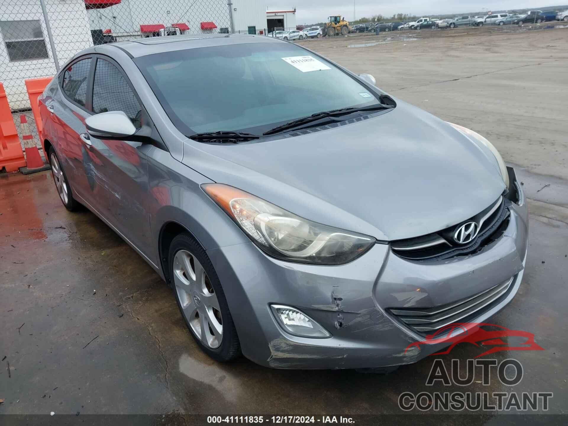 HYUNDAI ELANTRA 2013 - KMHDH4AE6DU883656