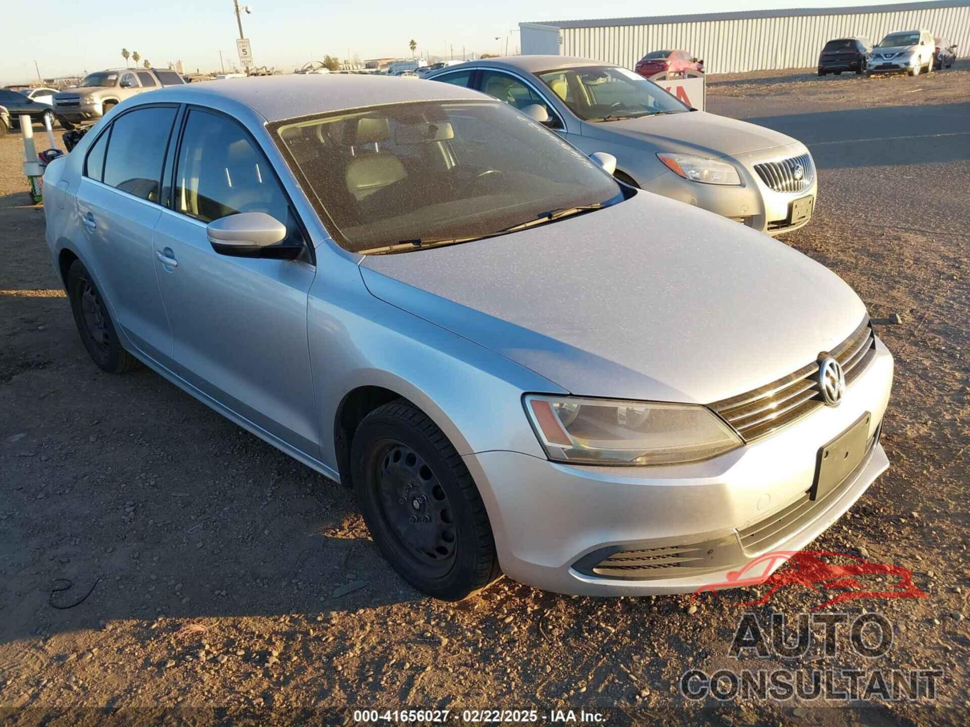 VOLKSWAGEN JETTA 2013 - 3VWDP7AJ2DM412739