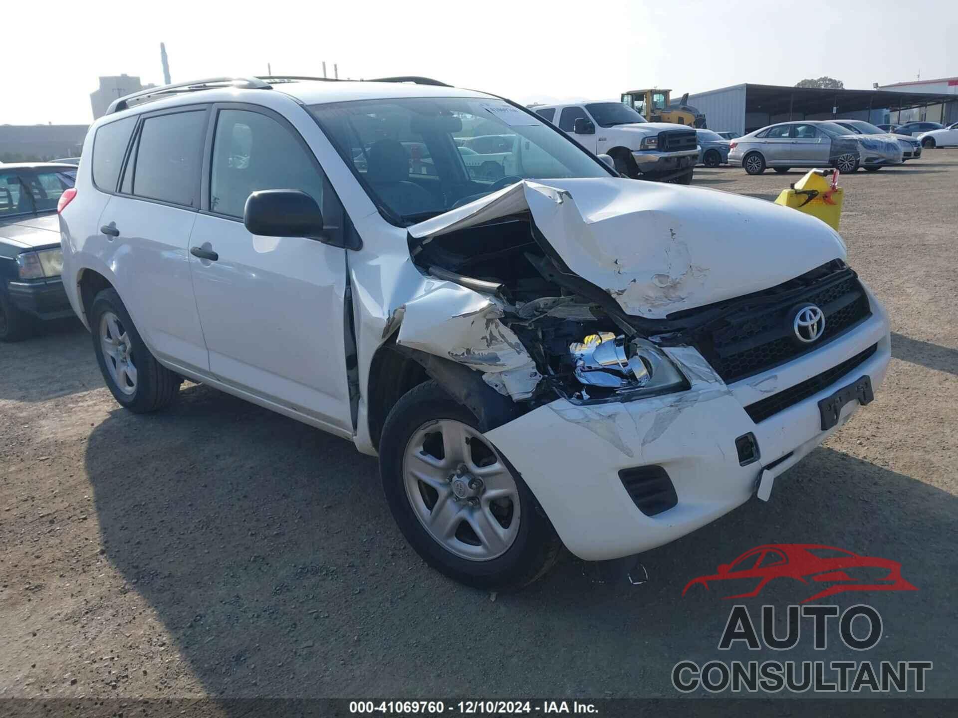 TOYOTA RAV4 2011 - JTMZF4DV0B5040801