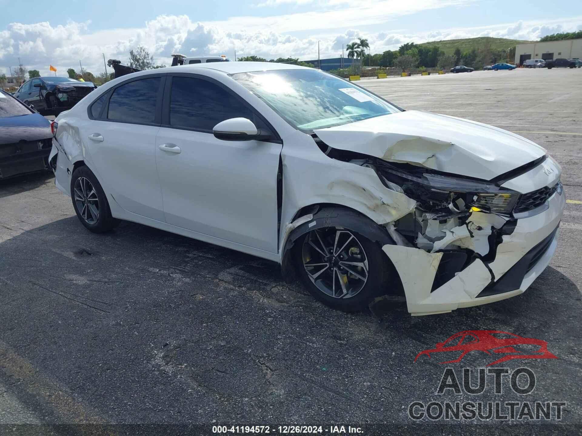 KIA FORTE 2023 - 3KPF24AD9PE588558