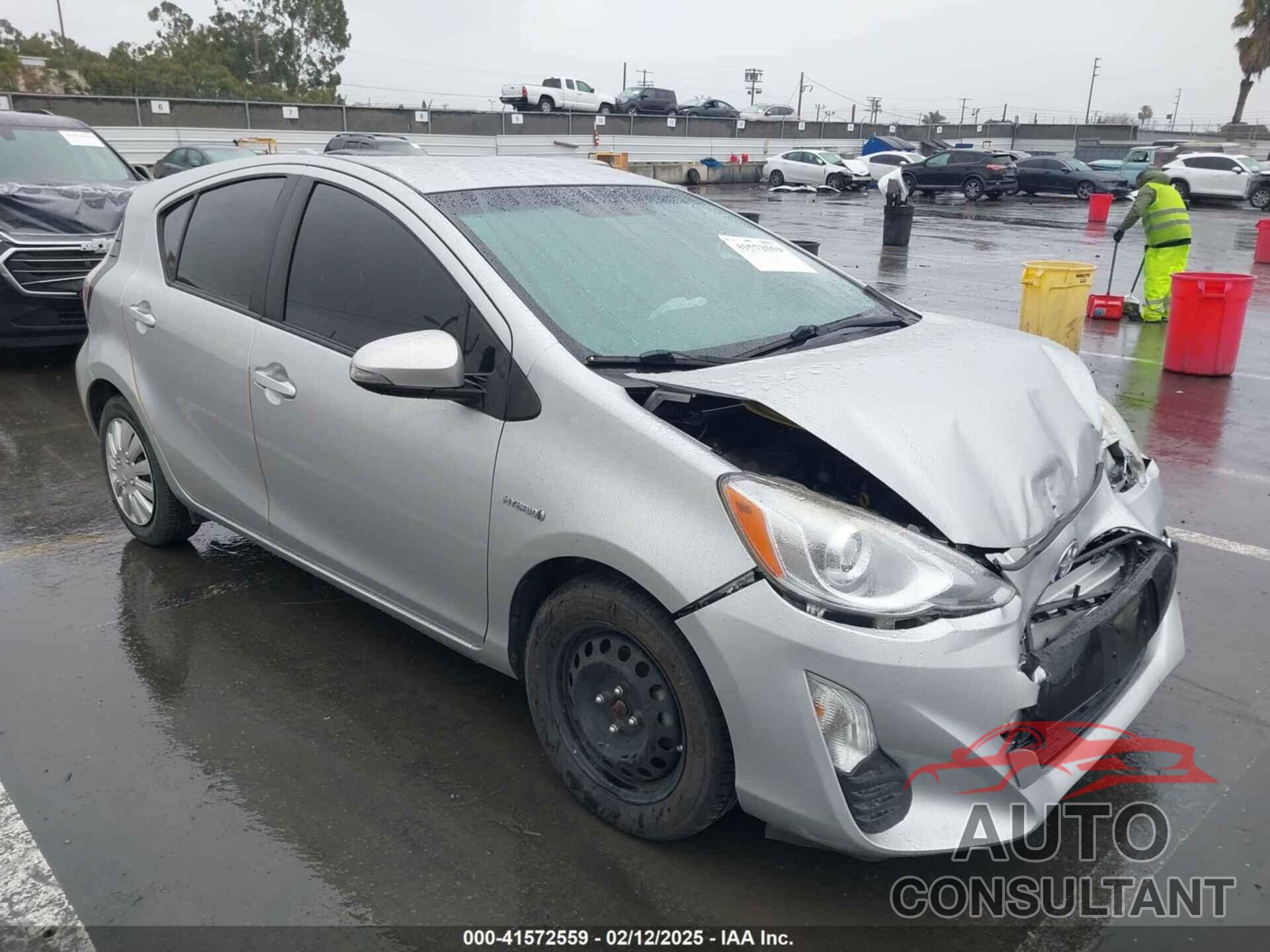 TOYOTA PRIUS C 2016 - JTDKDTB38G1131154