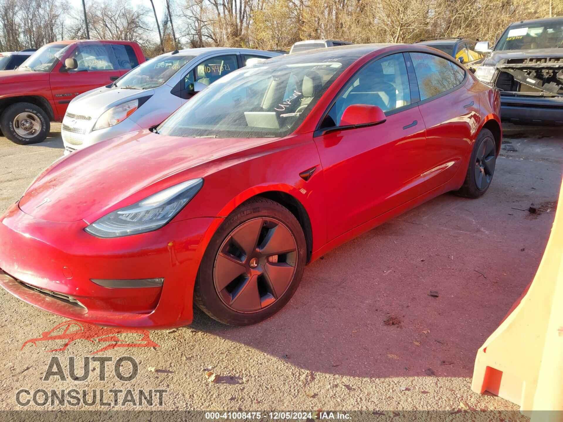 TESLA MODEL 3 2022 - 5YJ3E1EBXNF261272