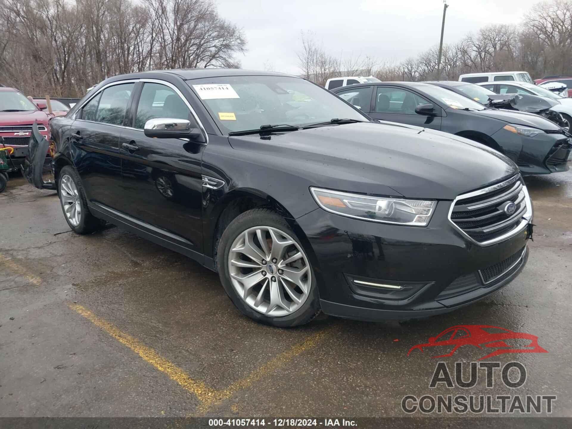 FORD TAURUS 2018 - 1FAHP2F80JG133430