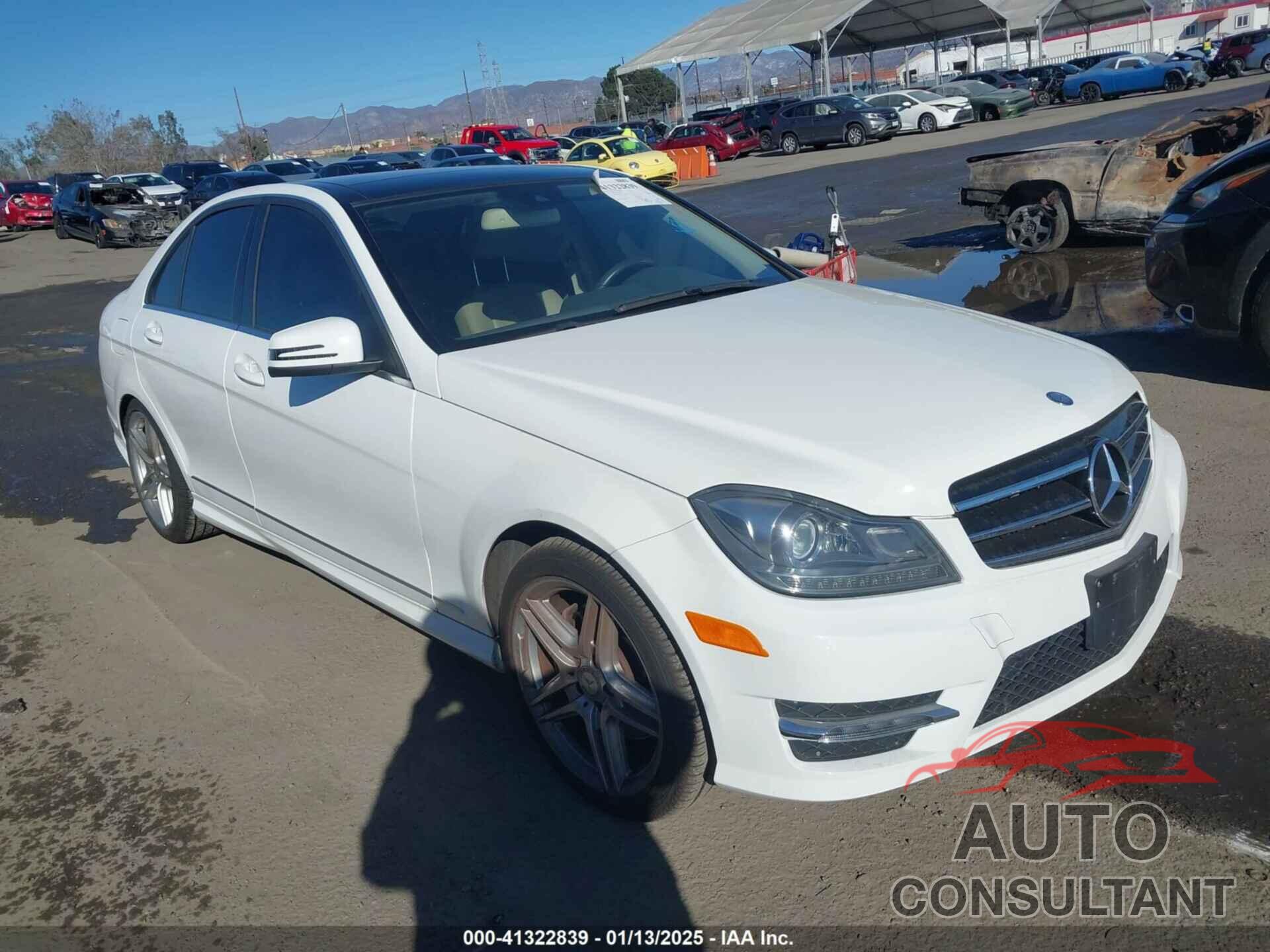 MERCEDES-BENZ C 350 2014 - WDDGF5HB5EA914042