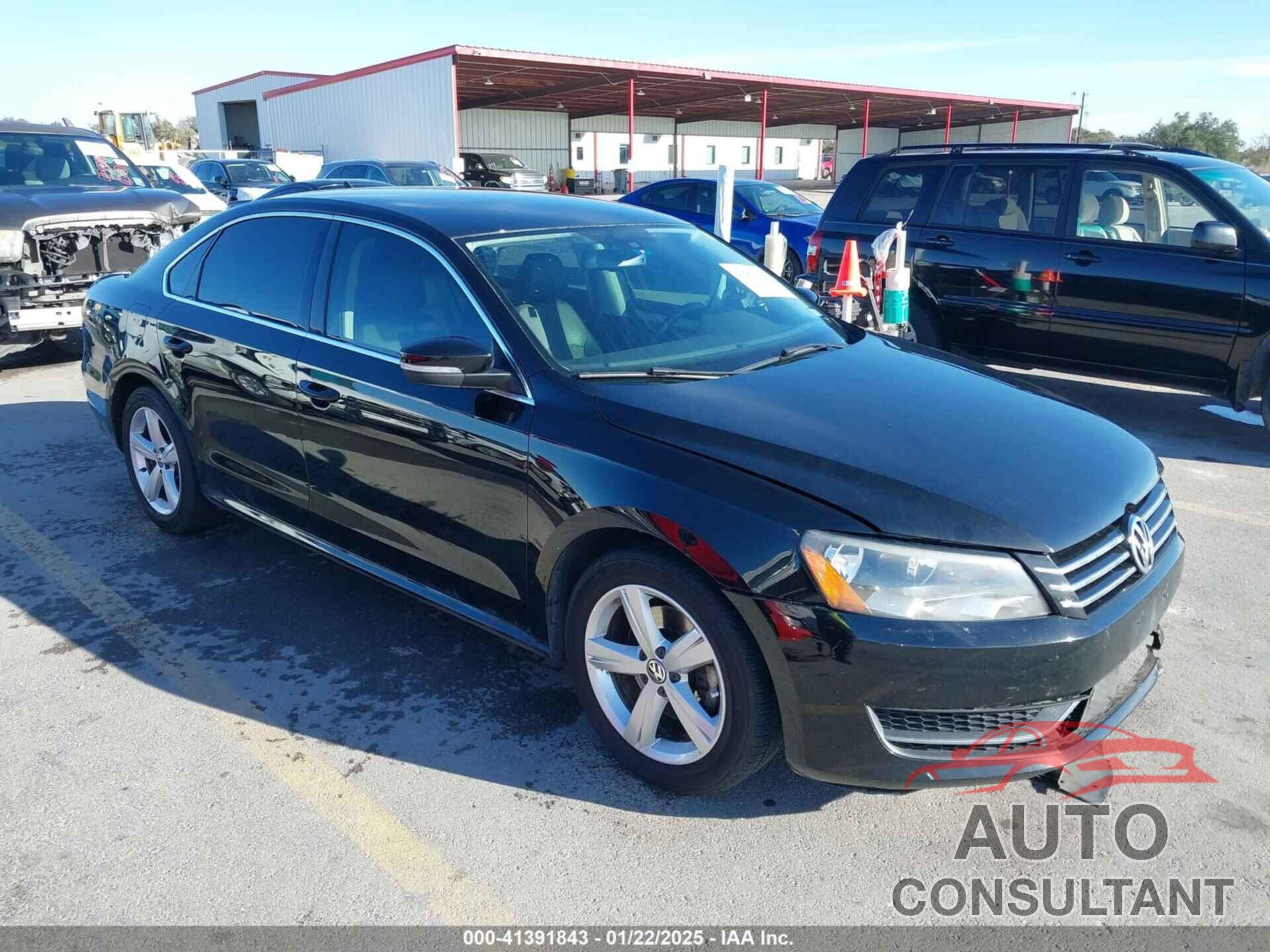 VOLKSWAGEN PASSAT 2013 - 1VWBH7A34DC002323