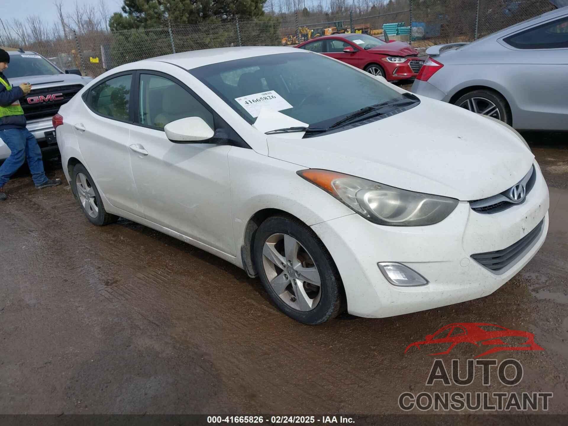 HYUNDAI ELANTRA 2013 - 5NPDH4AE3DH390905