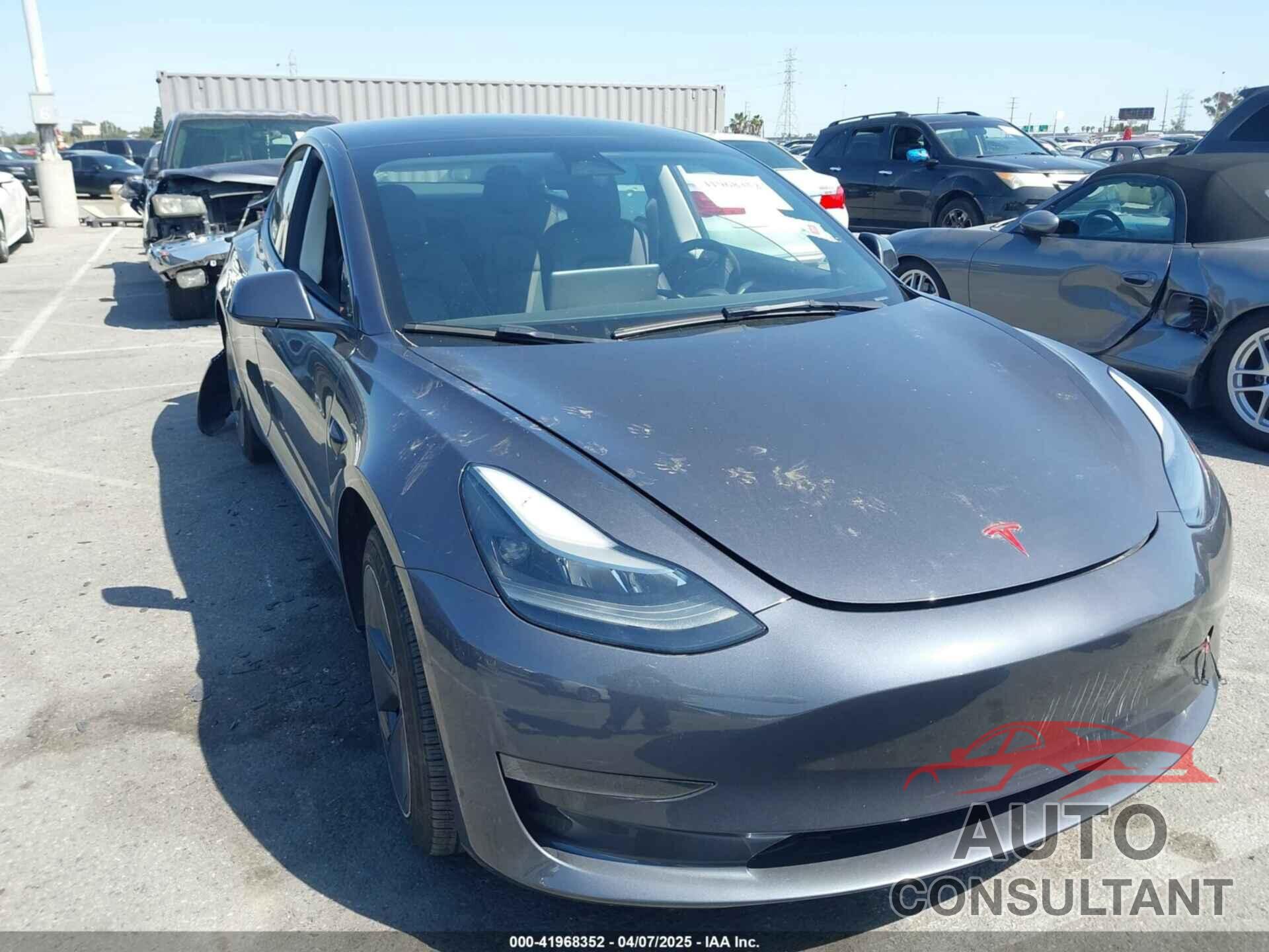 TESLA MODEL 3 2023 - 5YJ3E1EA5PF401299