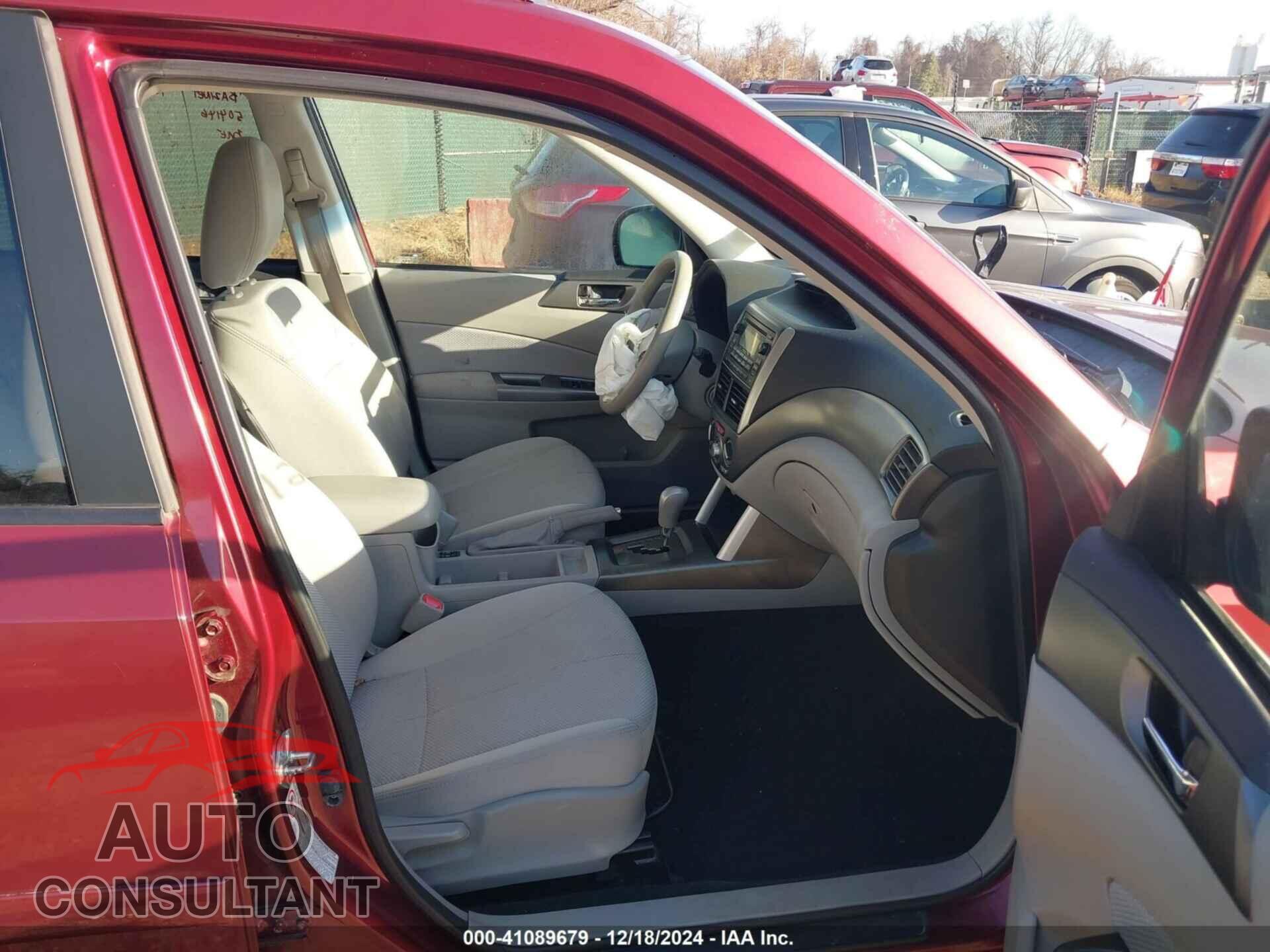 SUBARU FORESTER 2011 - JF2SHADC0BH760124